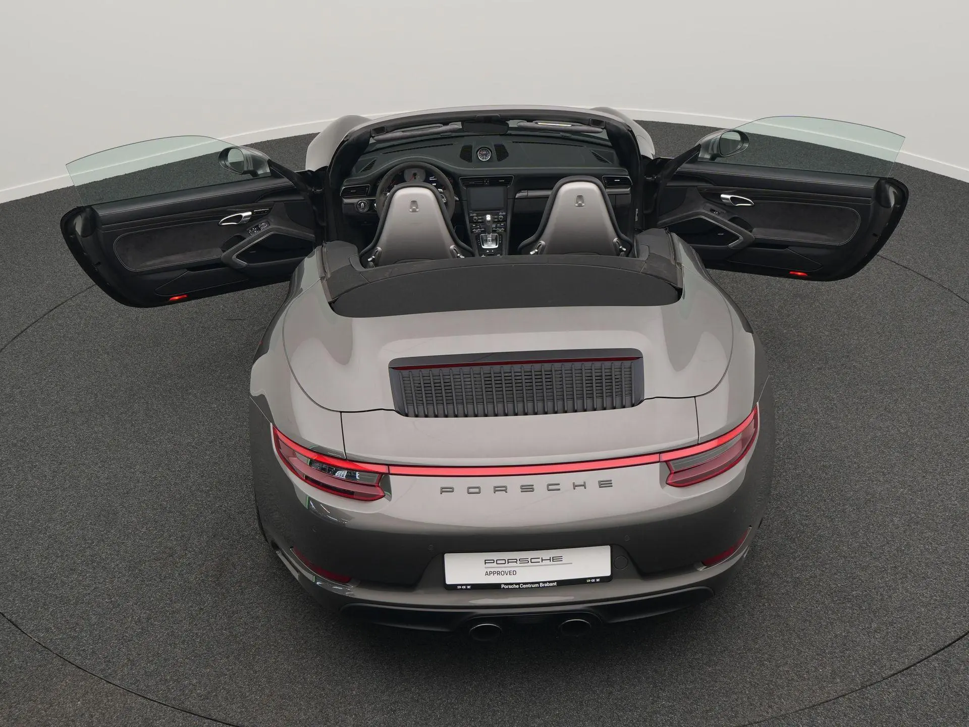 911 Carrera 4 GTS Cabriolet