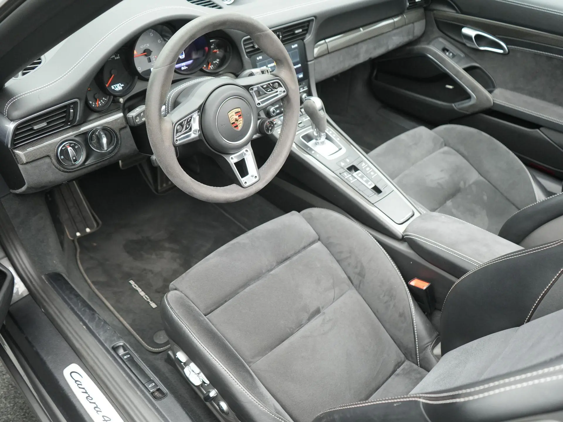 911 Carrera 4 GTS Cabriolet