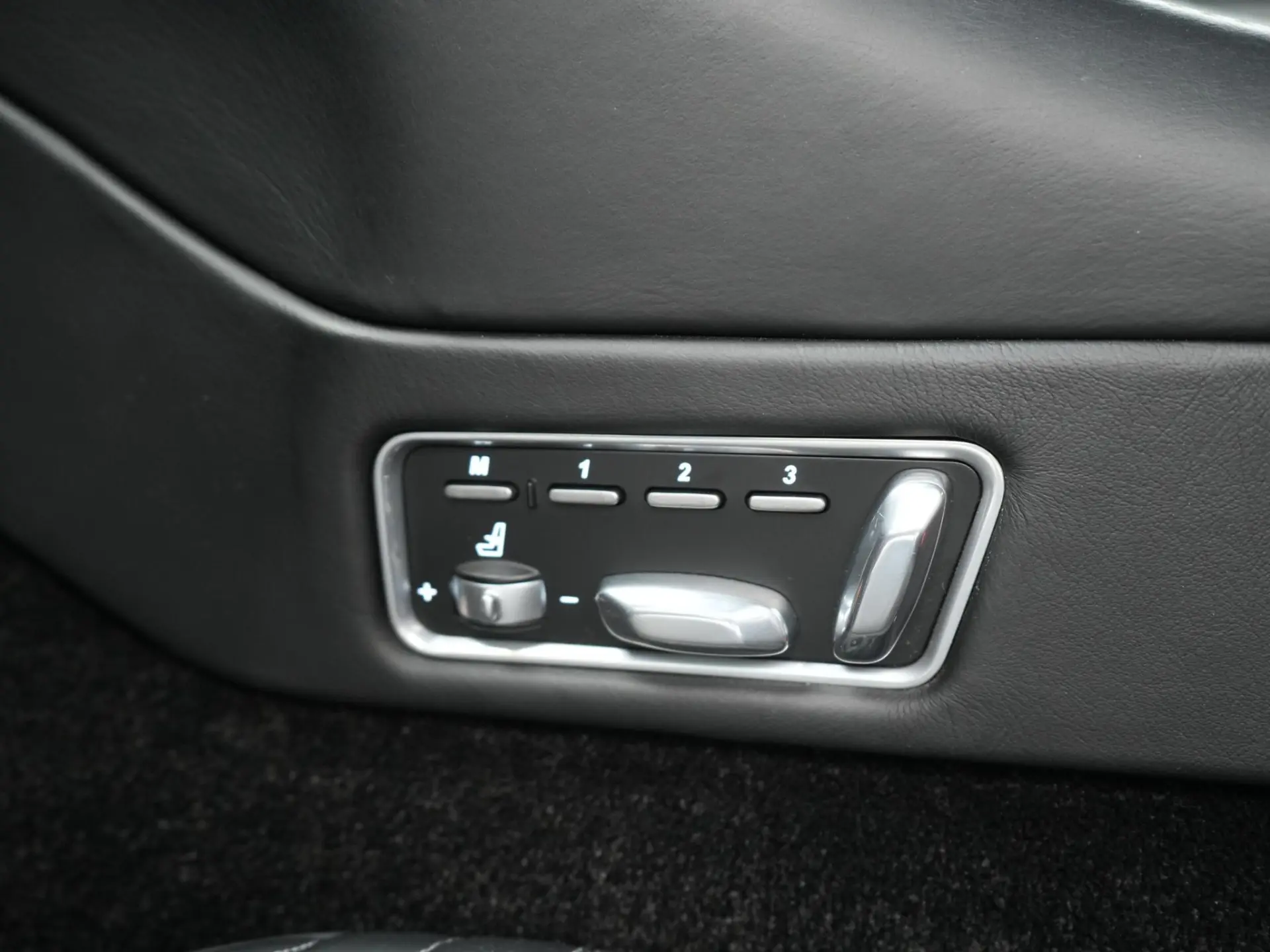 Vanquish Volante touchtronic