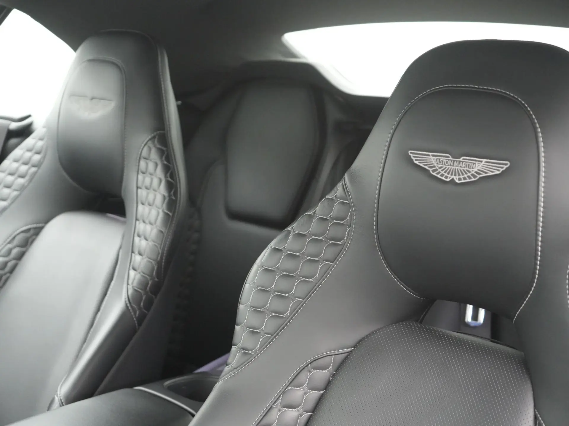 Vanquish Volante touchtronic