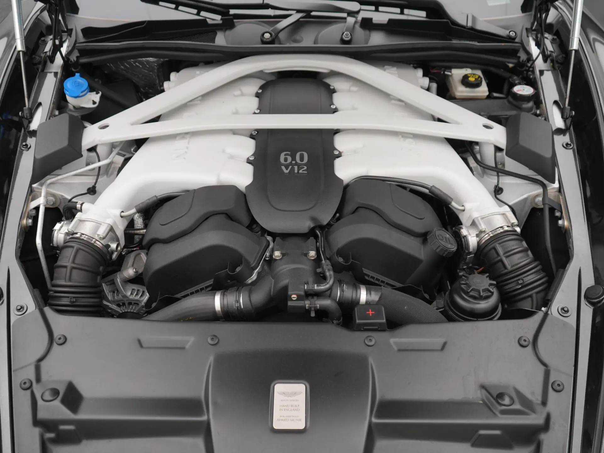 Vanquish Volante touchtronic