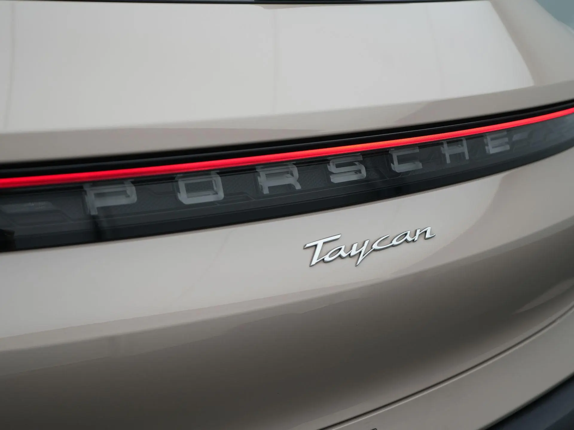 Taycan Sport Turismo