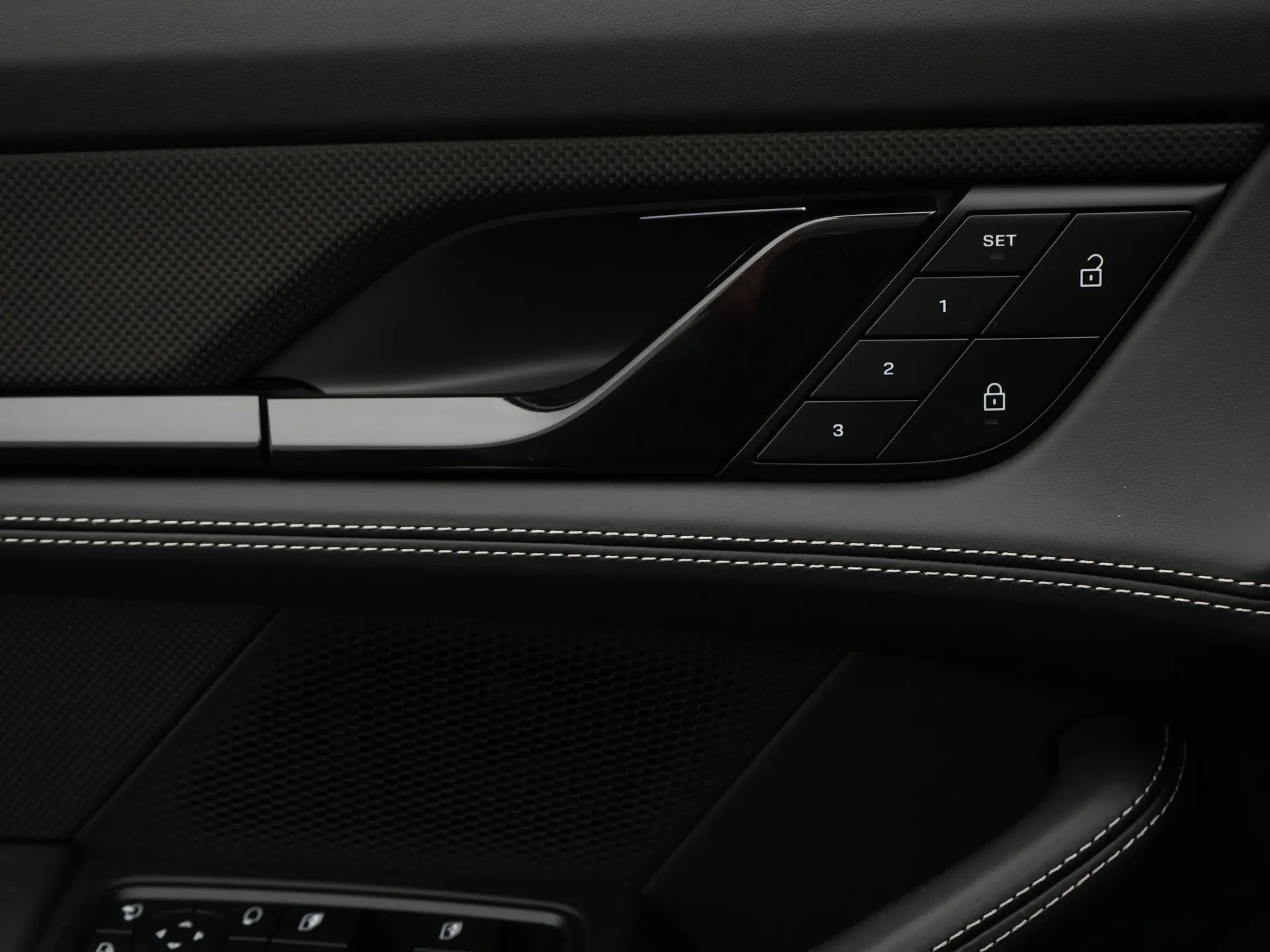 Taycan Turbo S Sport Turismo