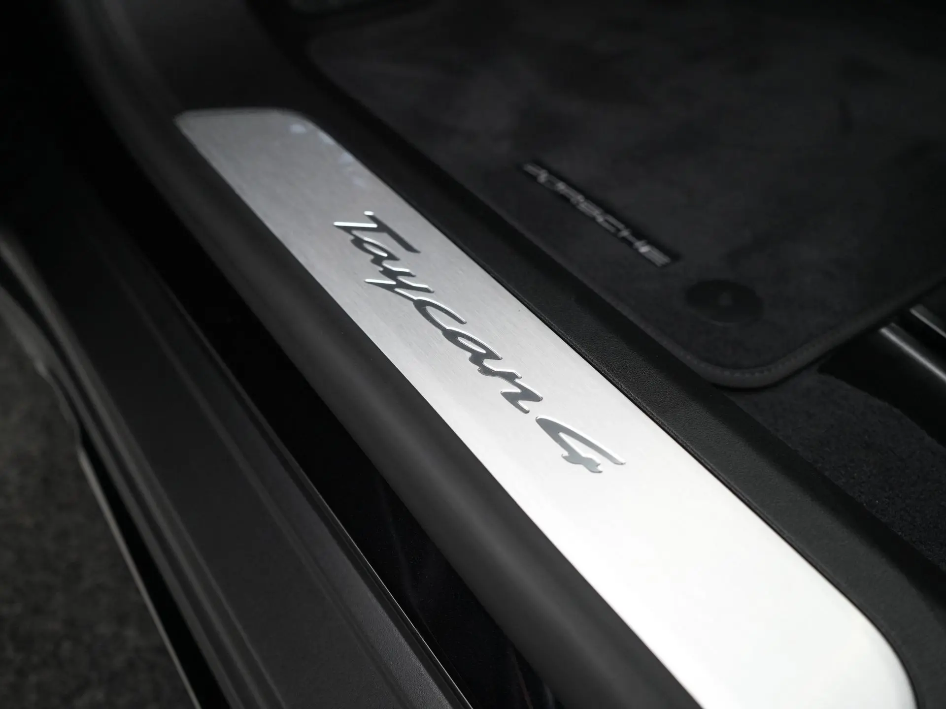 Taycan 4 Cross Turismo