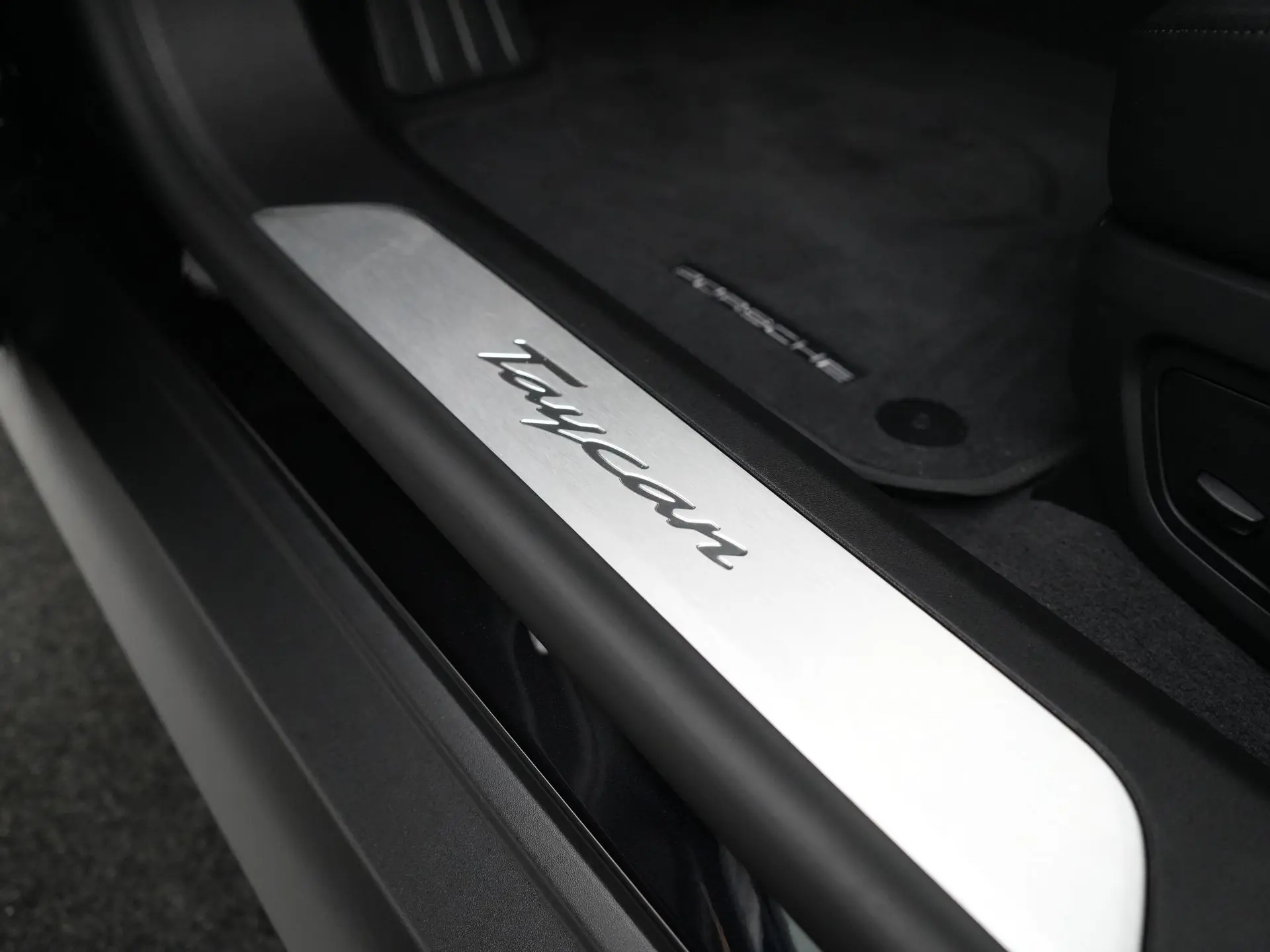 Taycan Sport Turismo 