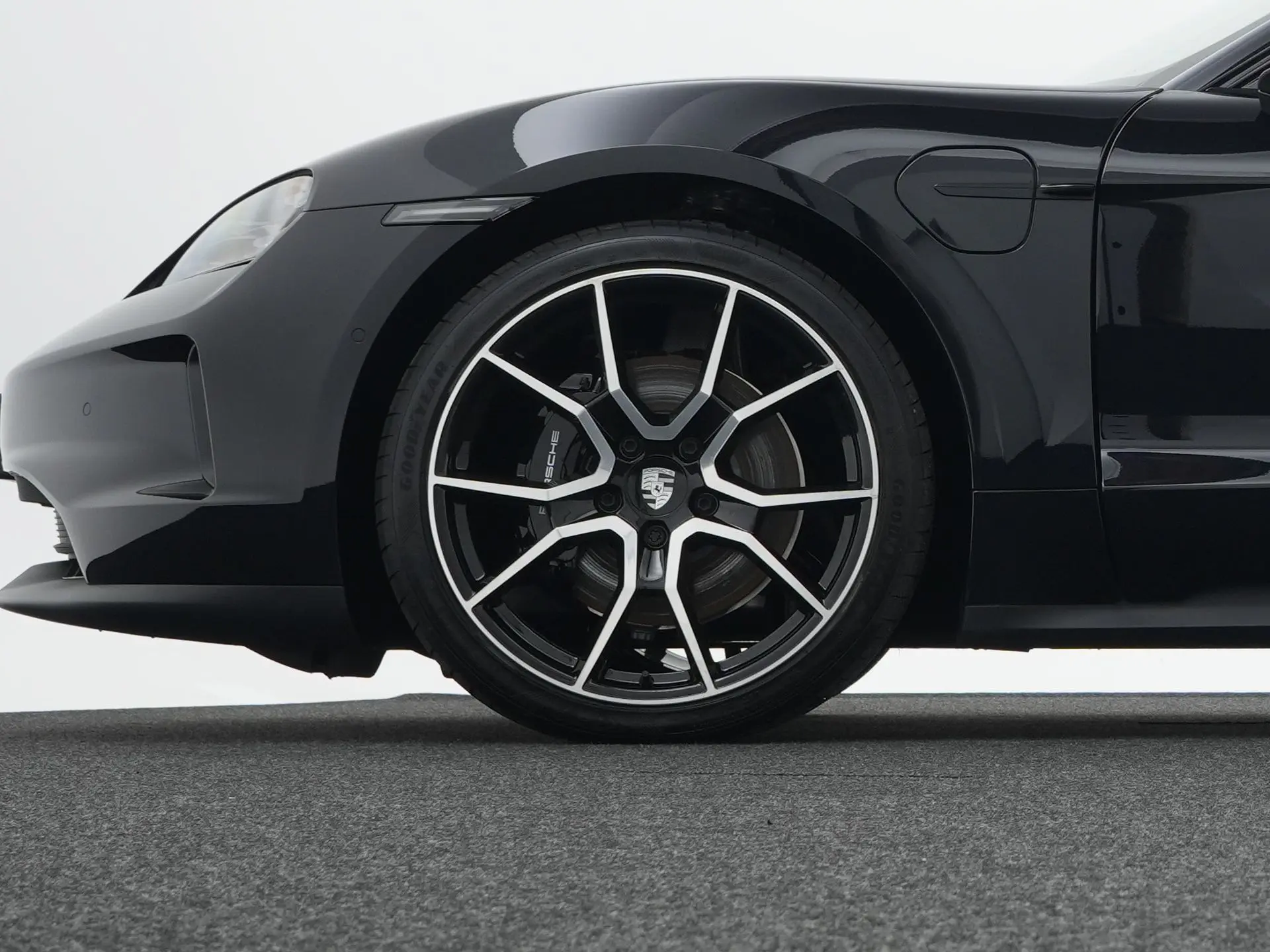 Taycan Sport Turismo 