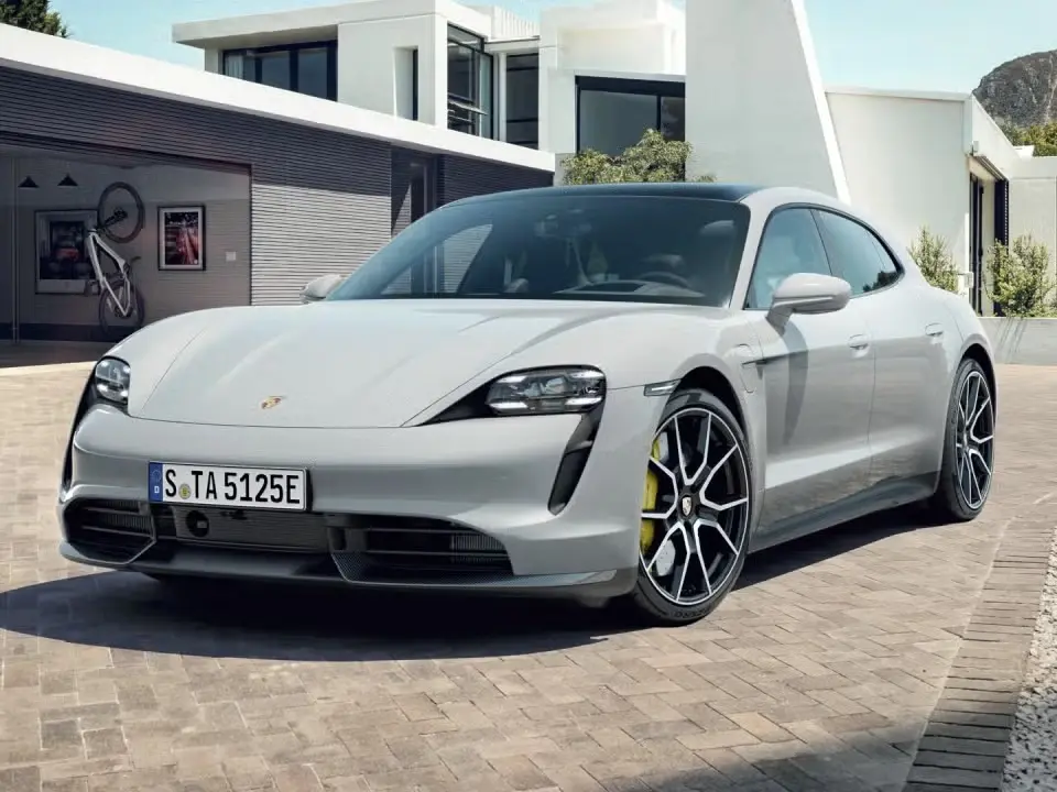Porsche Taycan Turbo S Sport Turismo