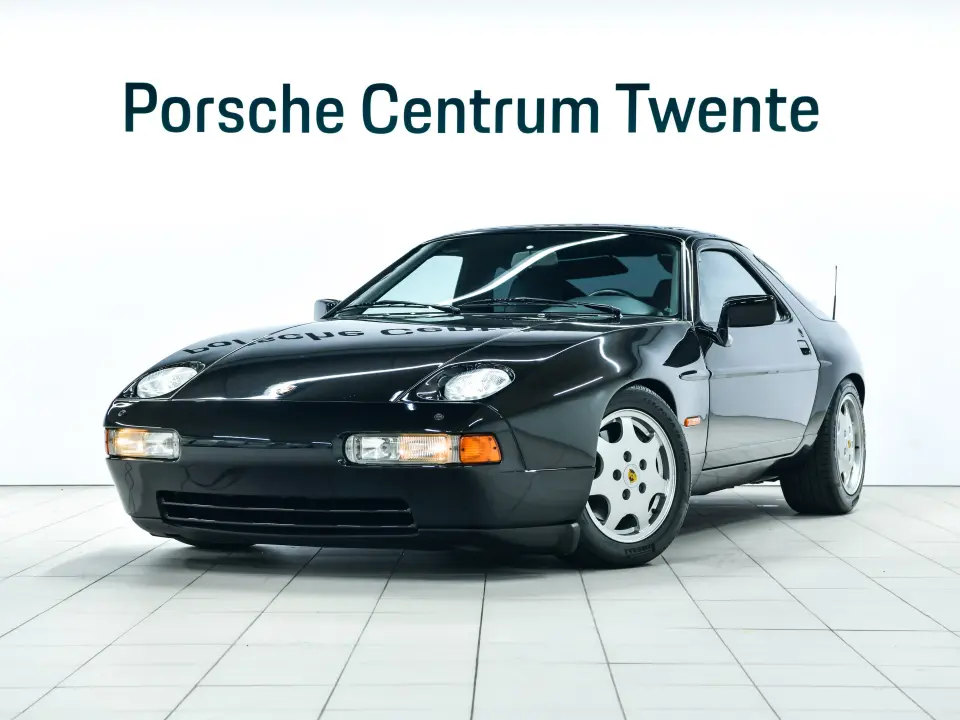Porsche 928 S4