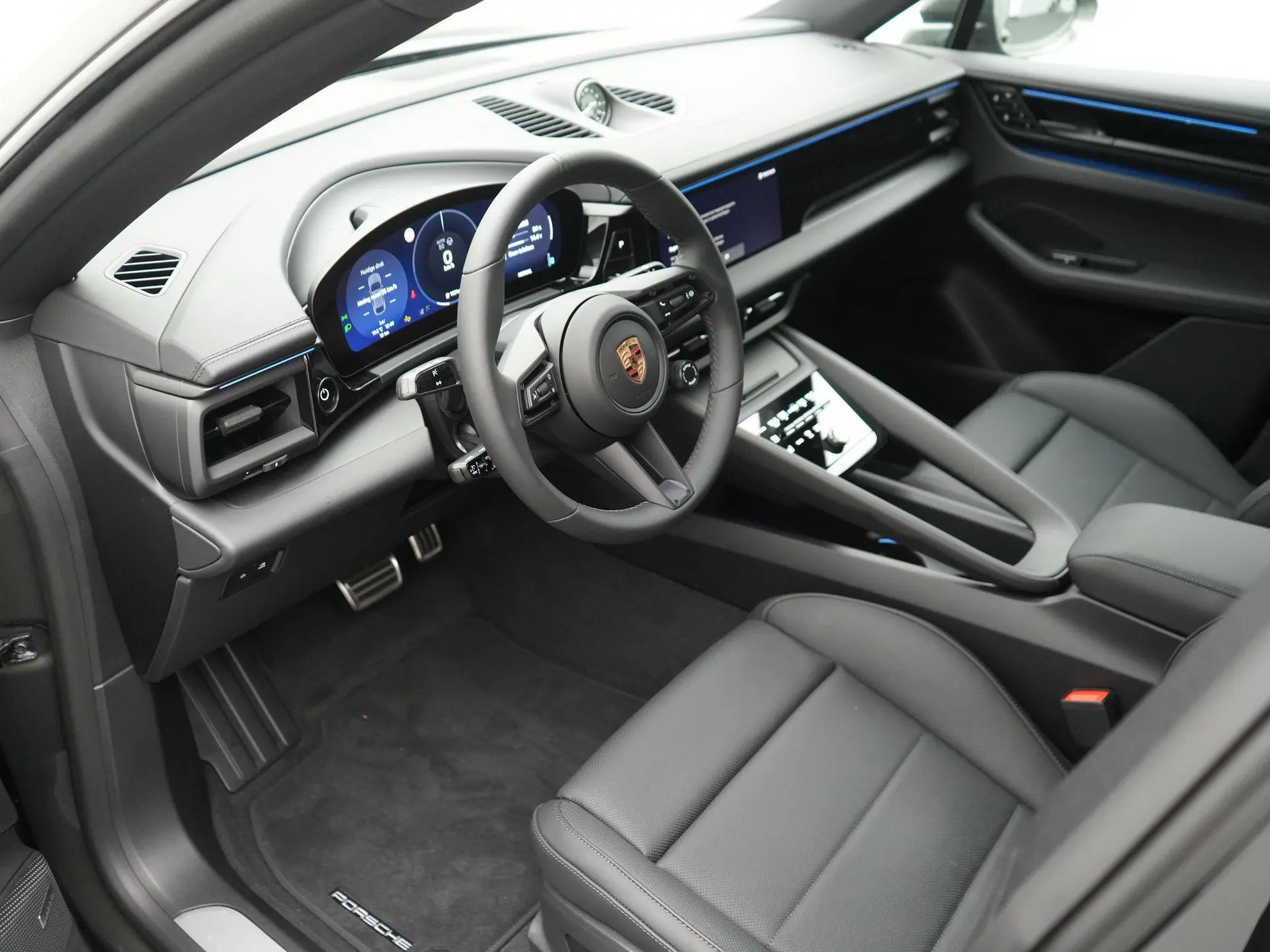 Macan 4 S