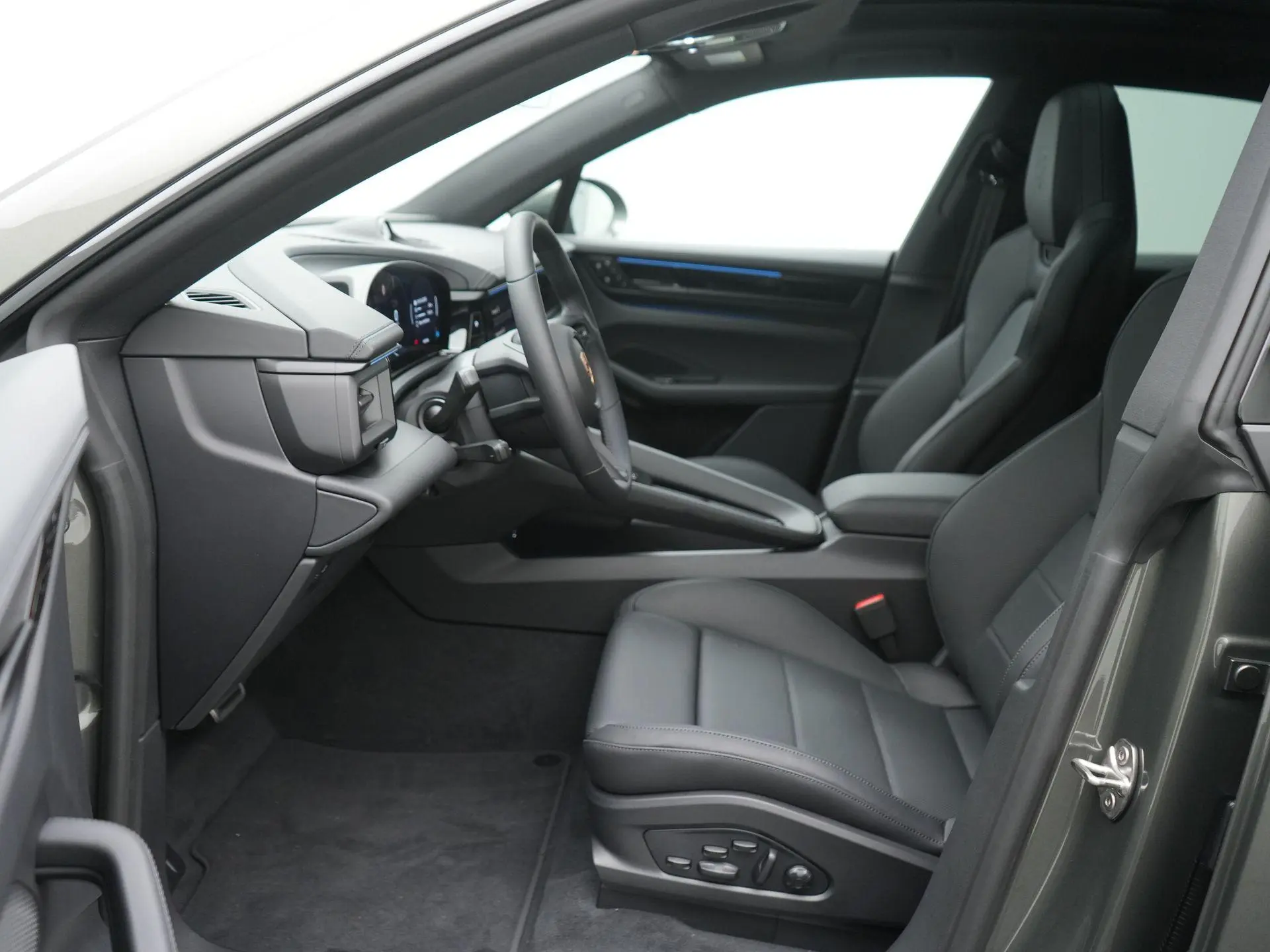 Macan 4 S