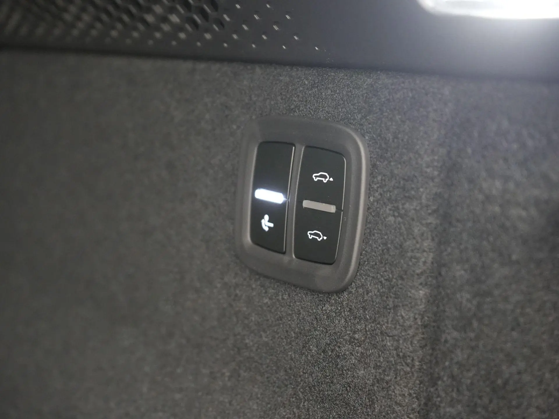 Macan 4 S