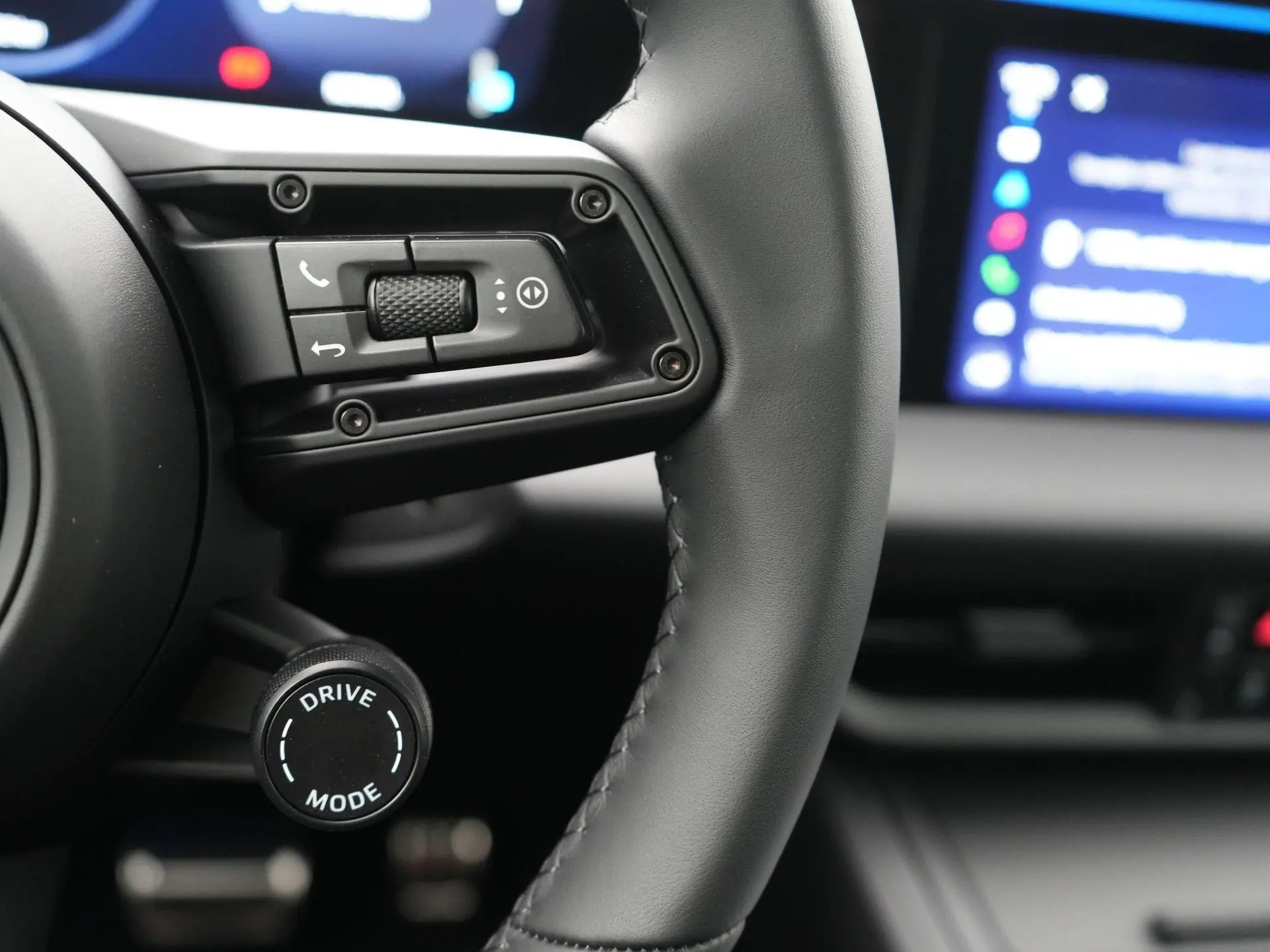Macan 4 S