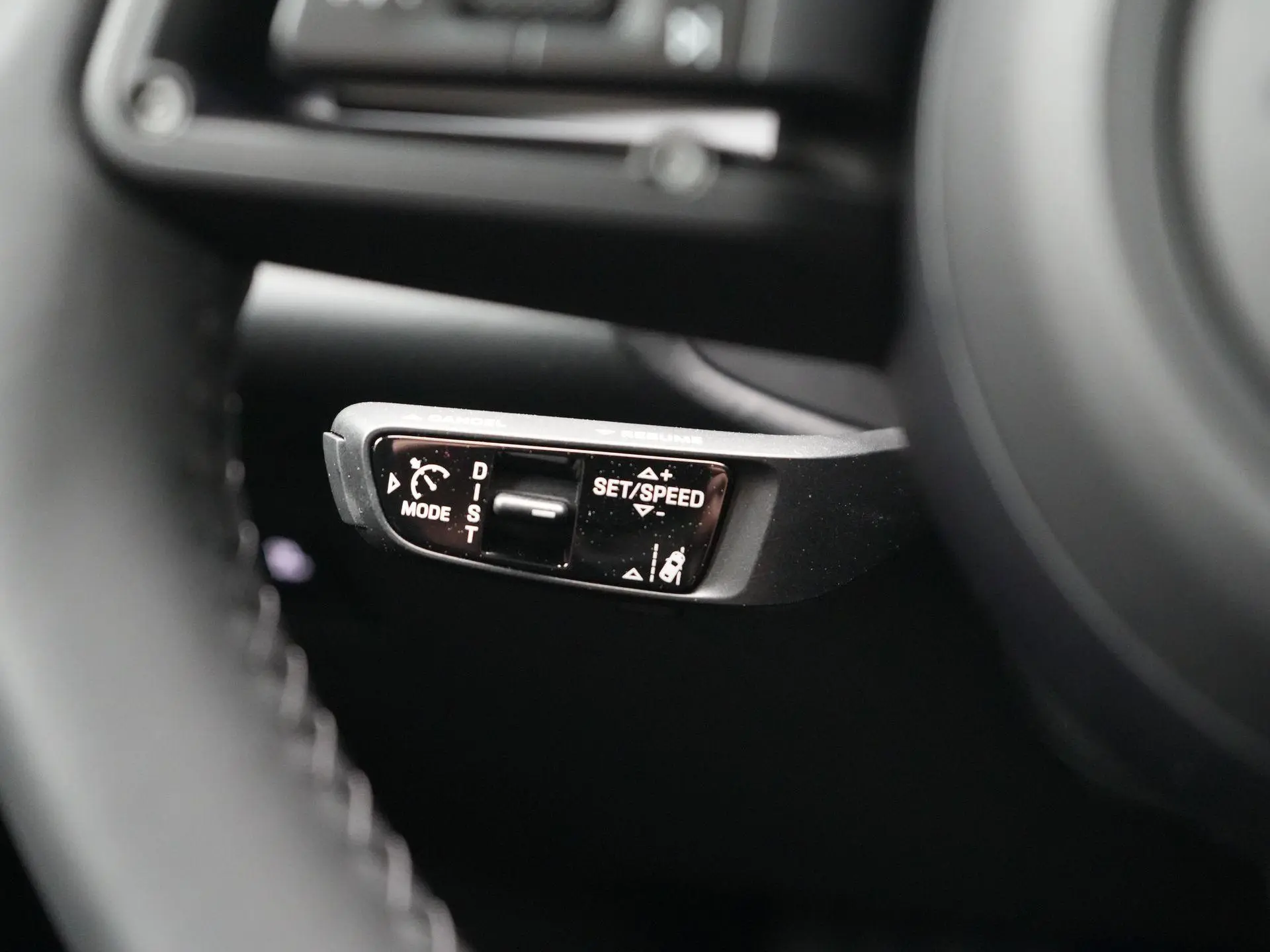 Macan 4 S
