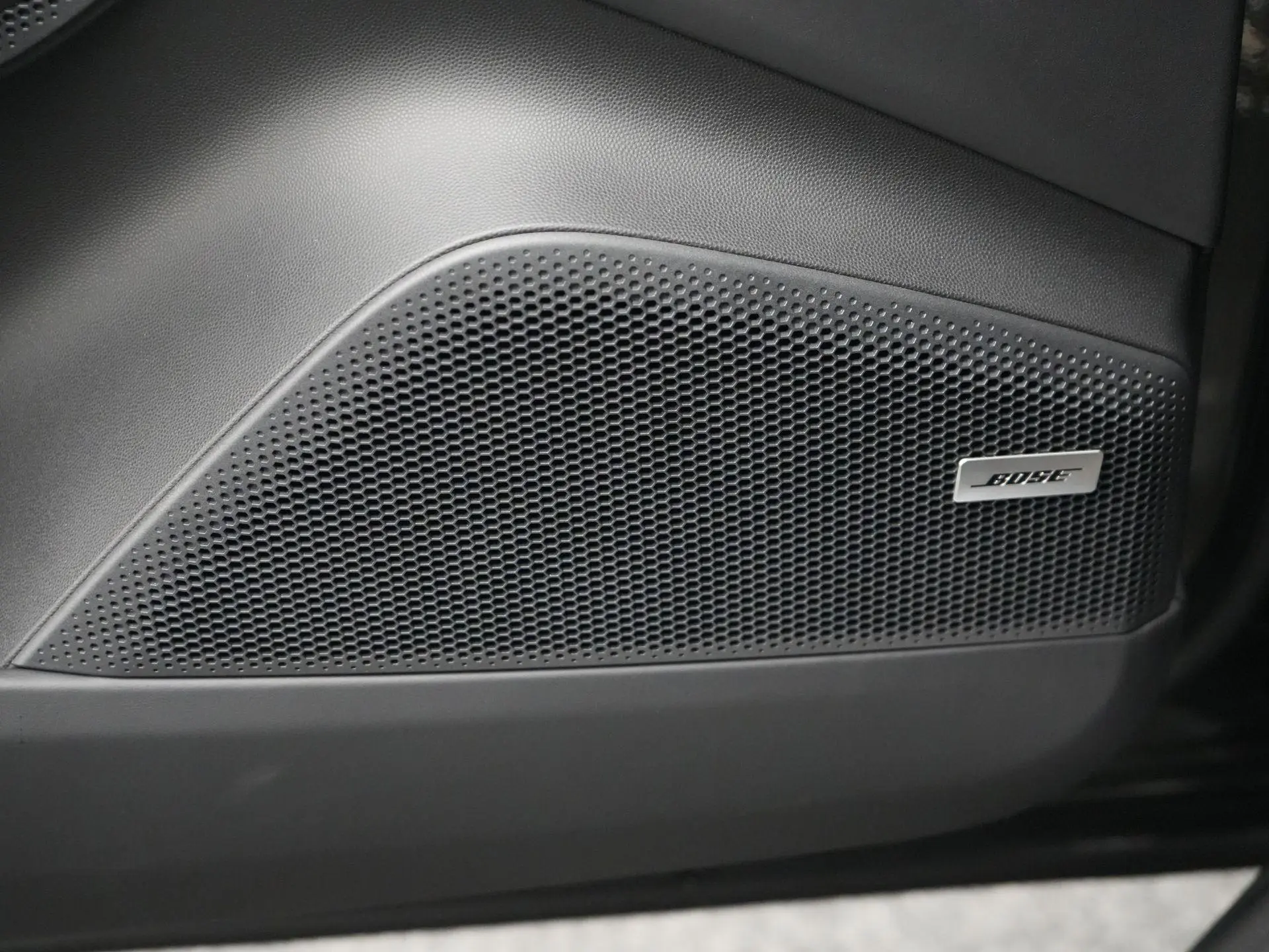 Macan 4 S