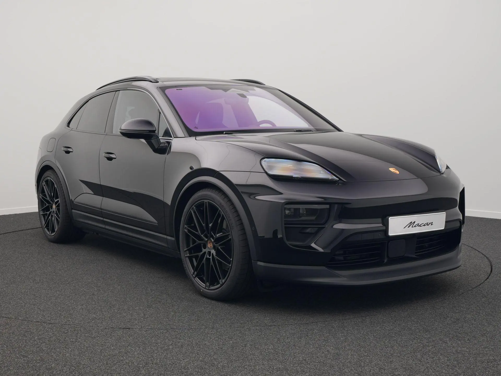 Macan 4