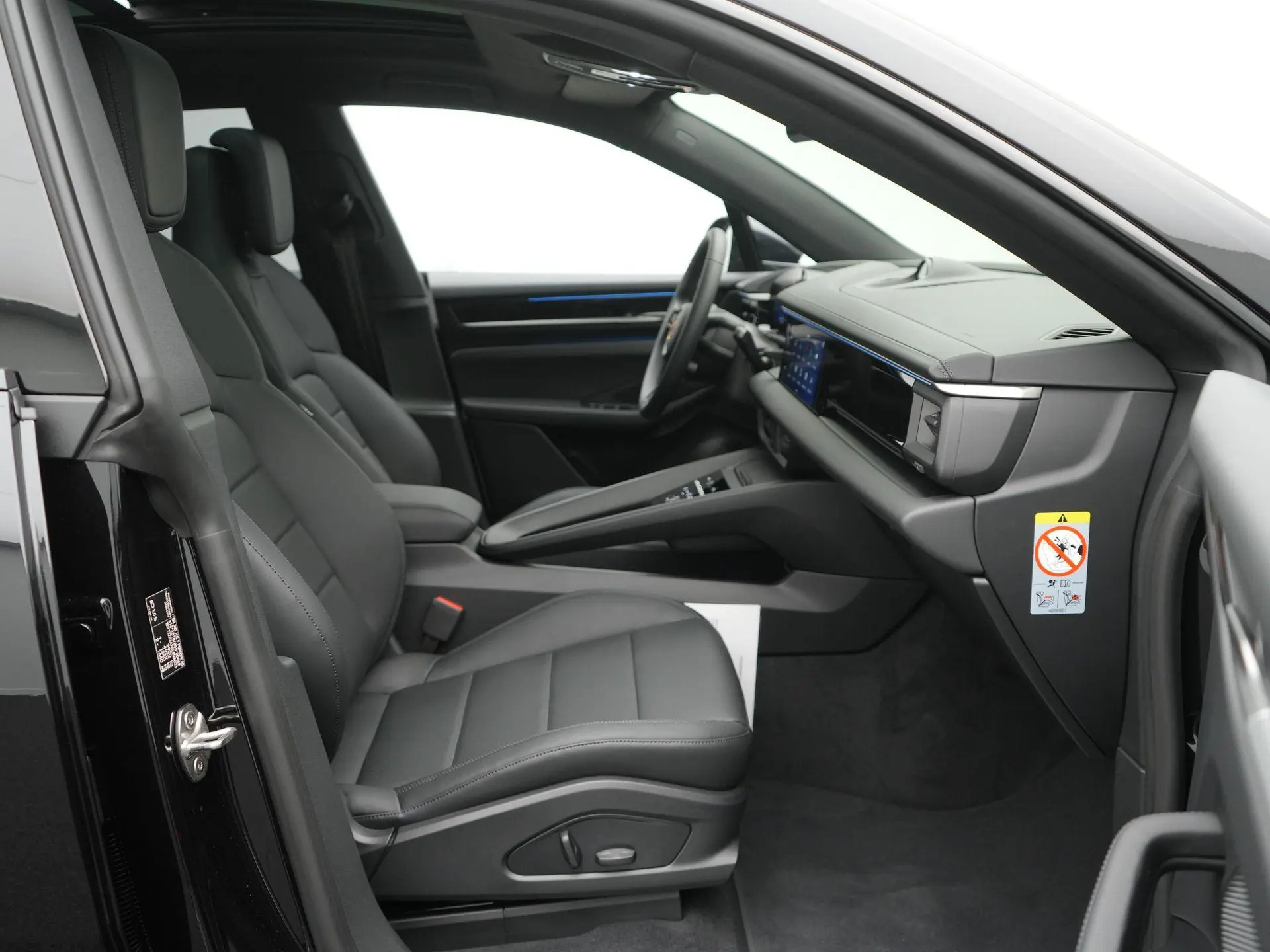 Macan 4