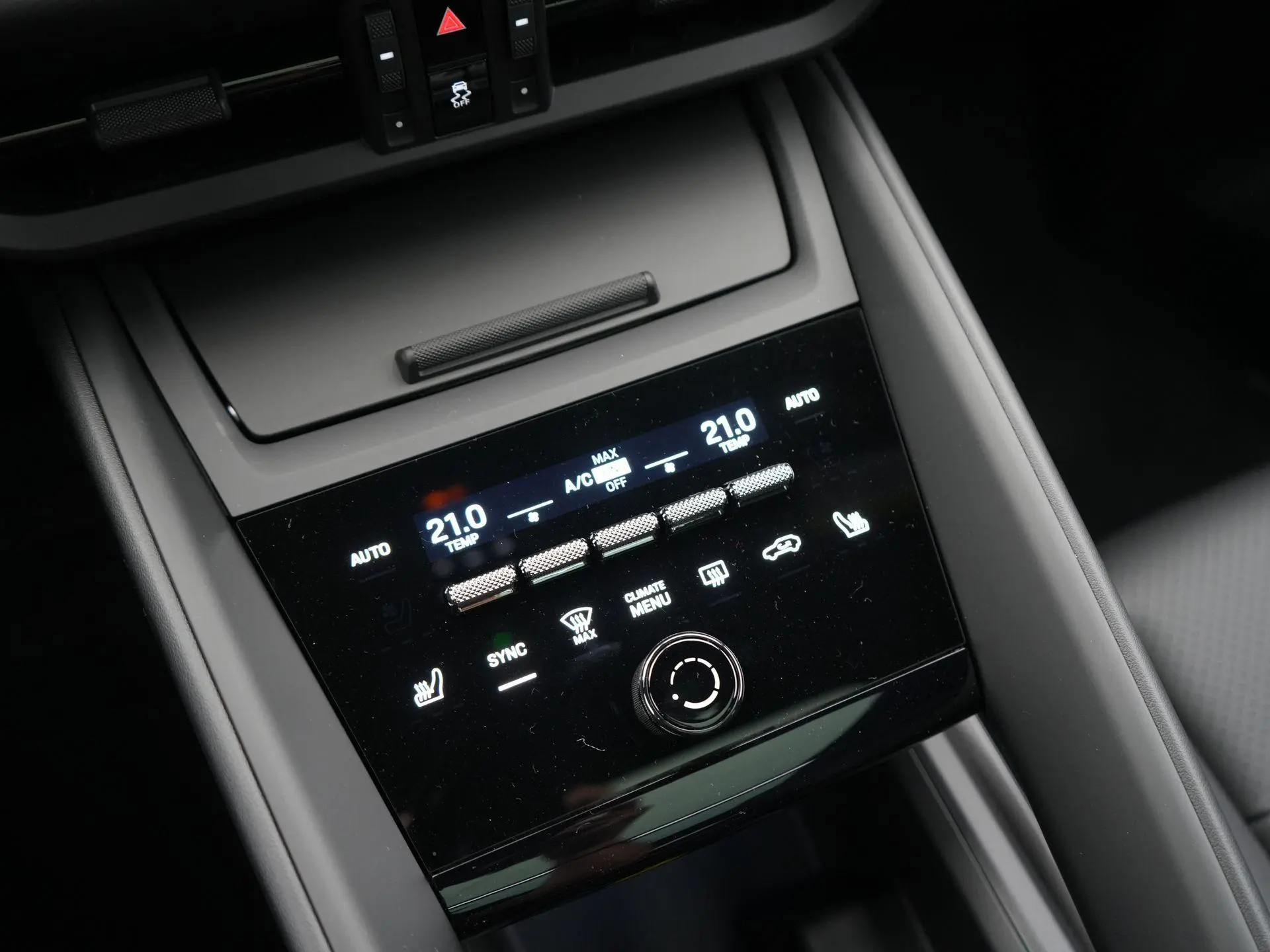Macan 4