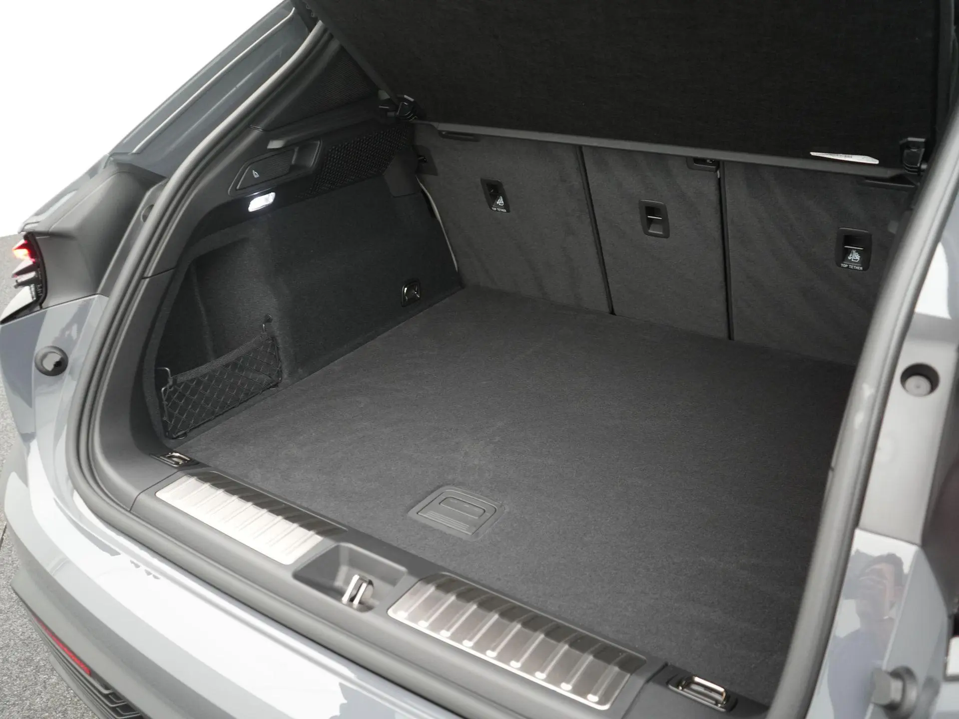 Macan 4