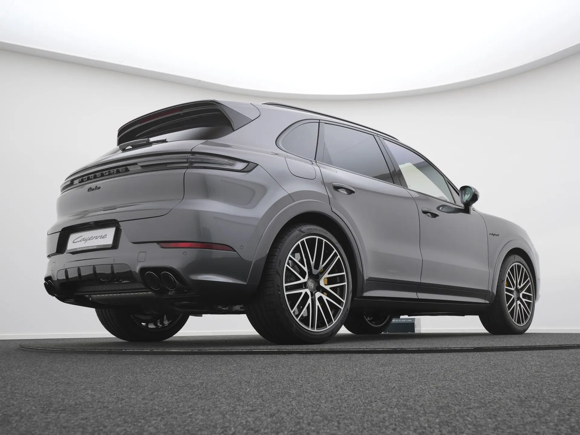 Cayenne Turbo E-Hybrid
