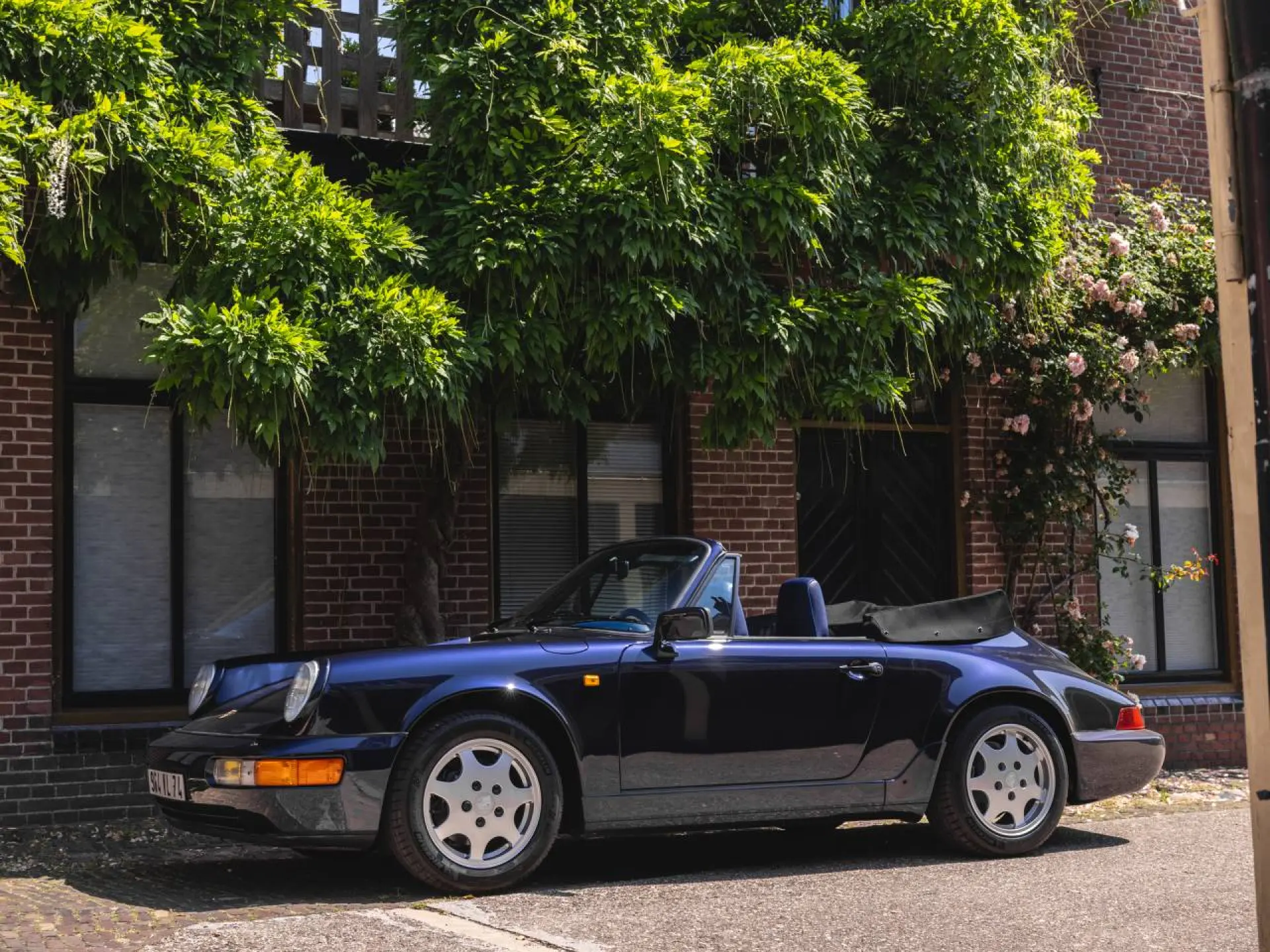 911 Carrera 2 Cabriolet