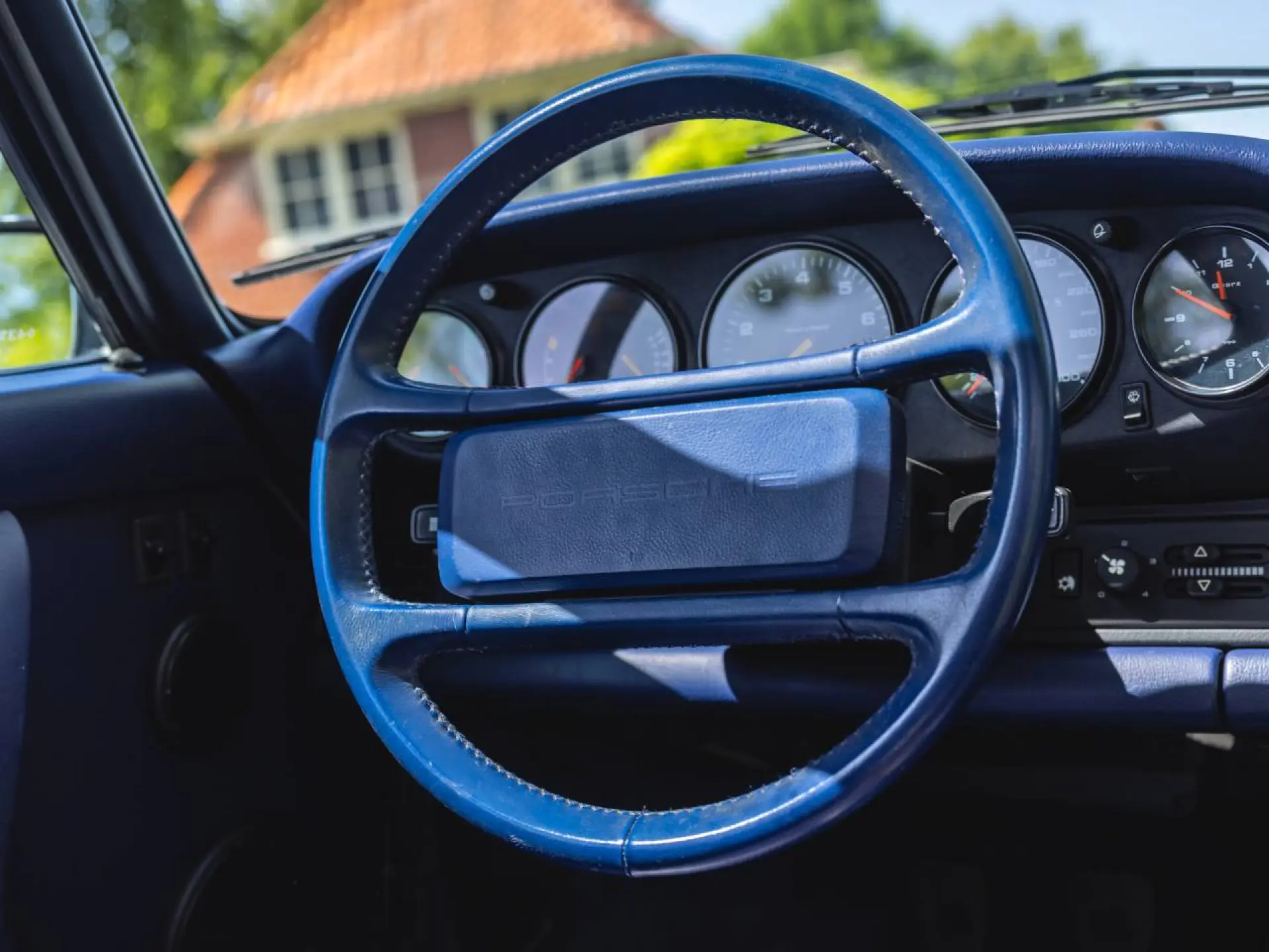 911 Carrera 2 Cabriolet