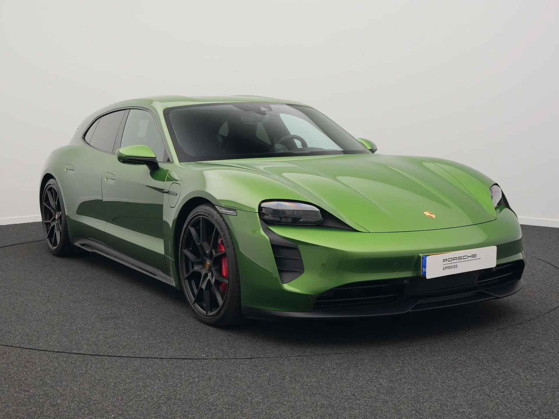 Taycan Sport Turismo GTS