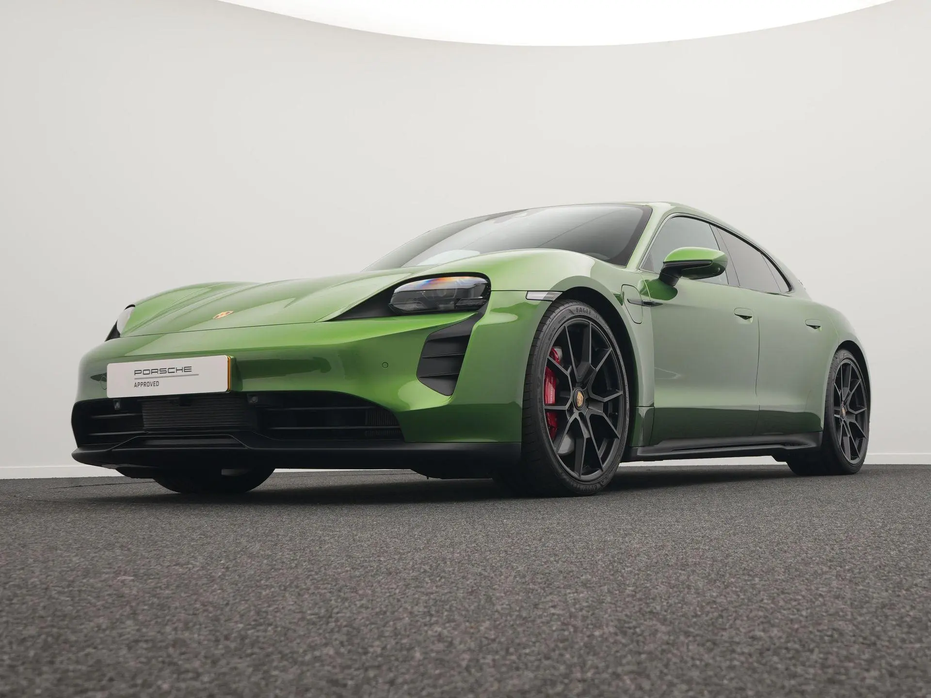 Taycan Sport Turismo GTS