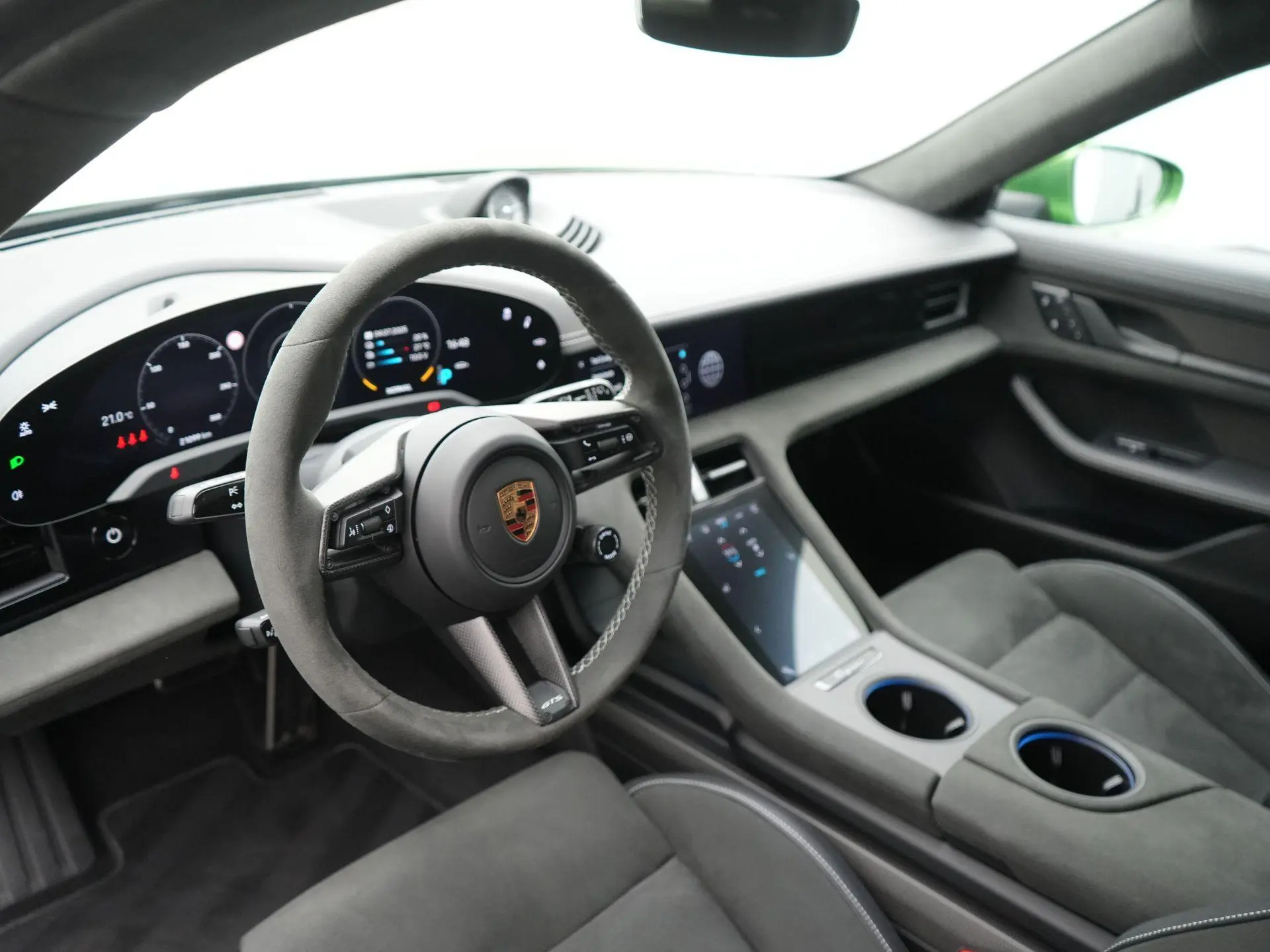 Taycan Sport Turismo GTS