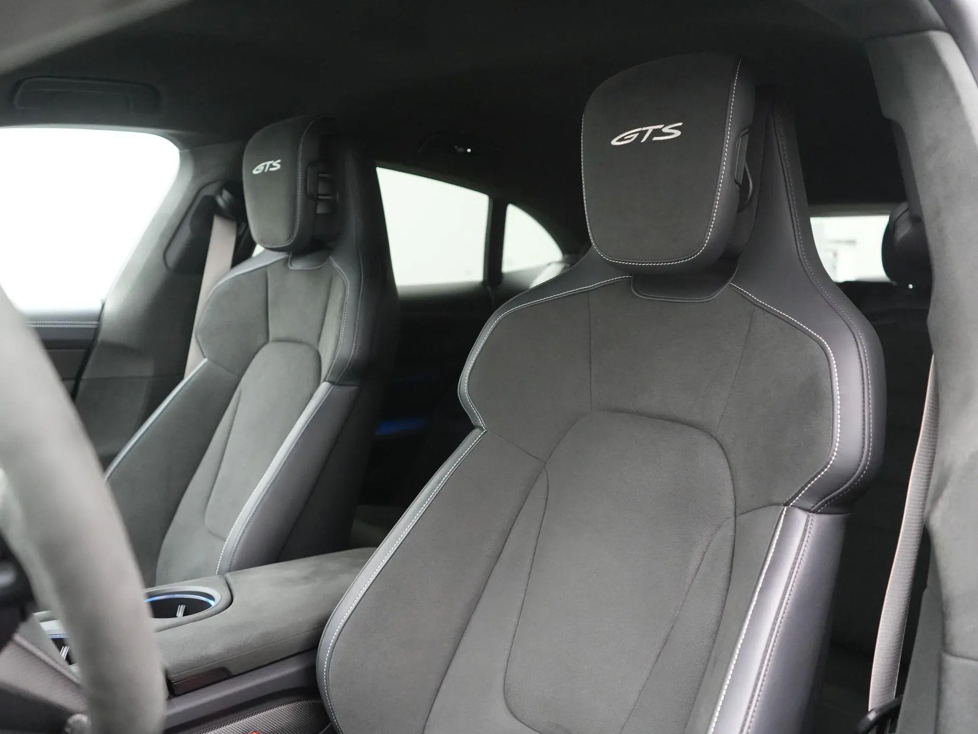 Taycan Sport Turismo GTS
