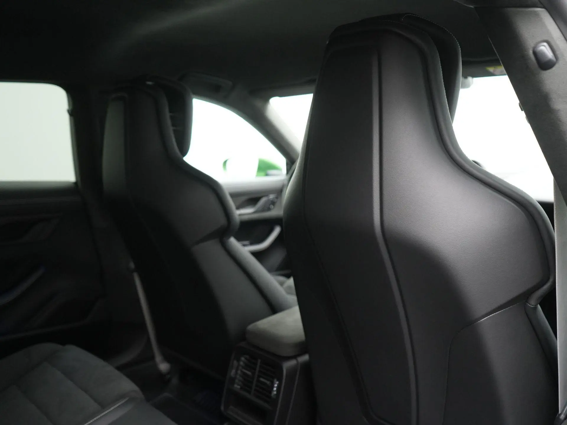 Taycan Sport Turismo GTS