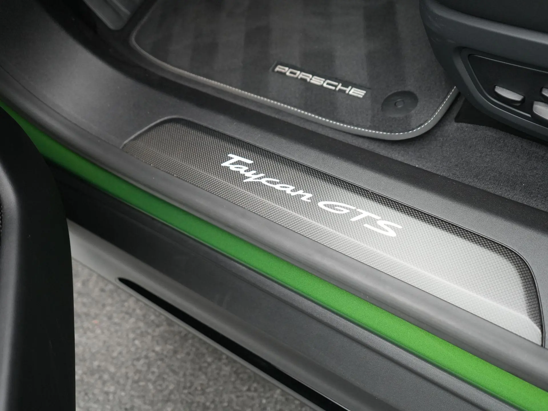 Taycan Sport Turismo GTS