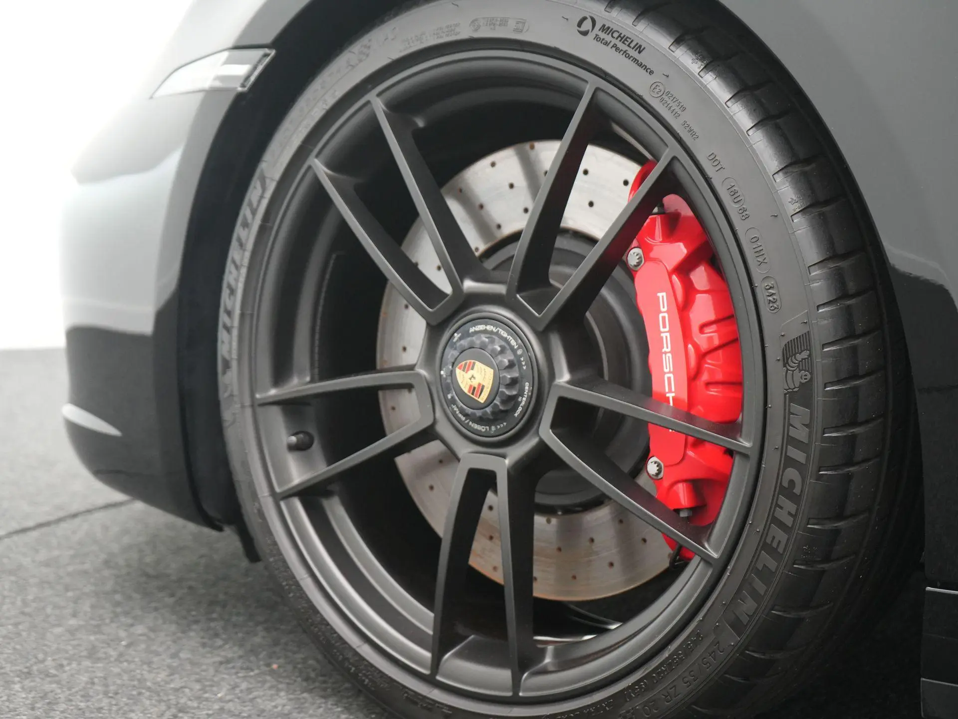 911 Carrera 4 GTS Cabriolet