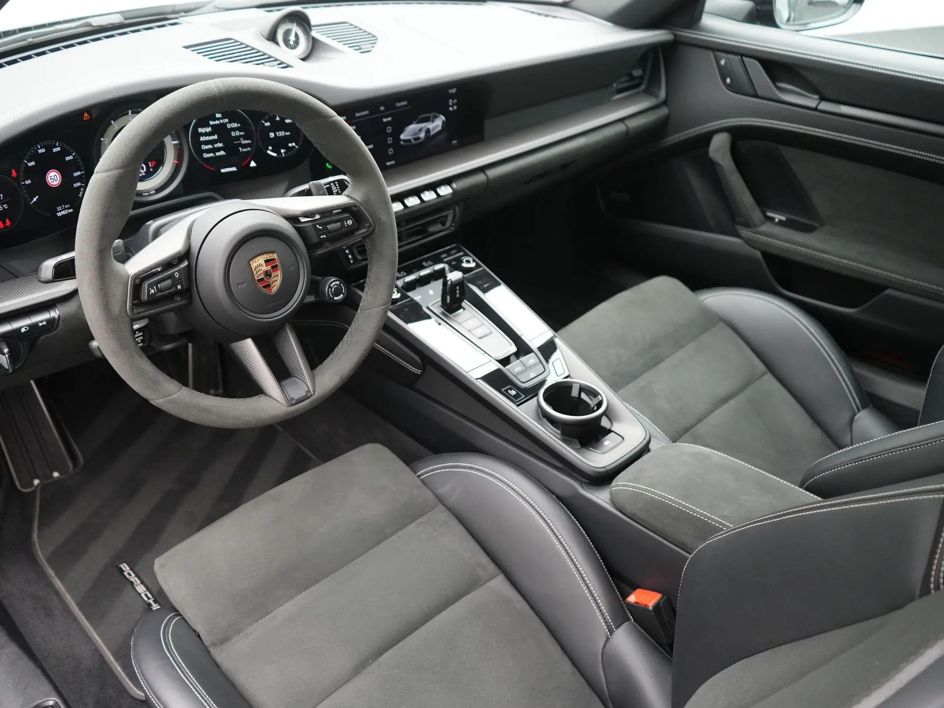 911 Carrera 4 GTS Cabriolet