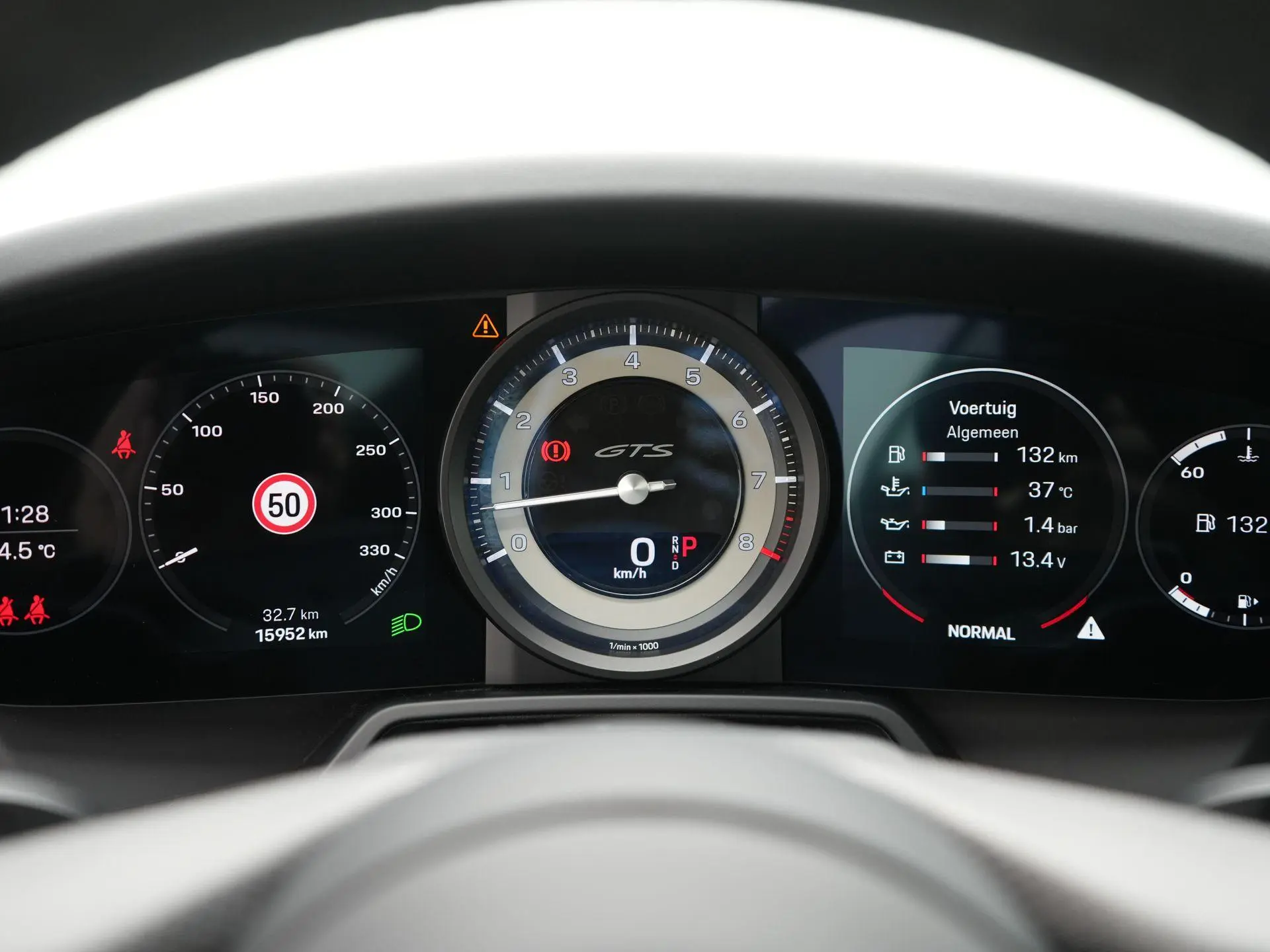 911 Carrera 4 GTS Cabriolet