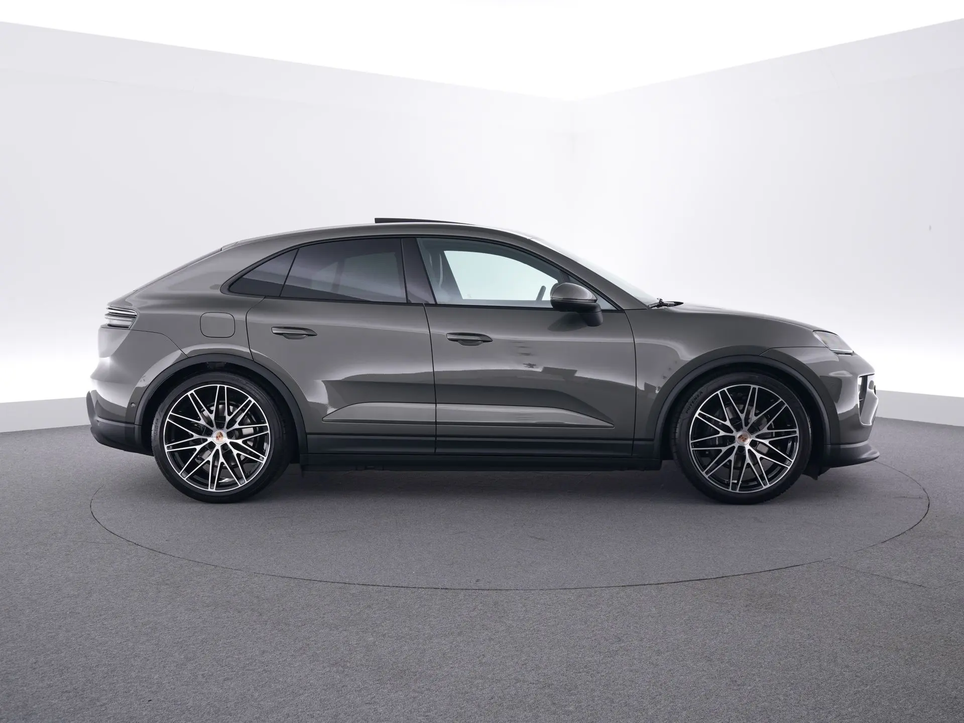 Macan 4