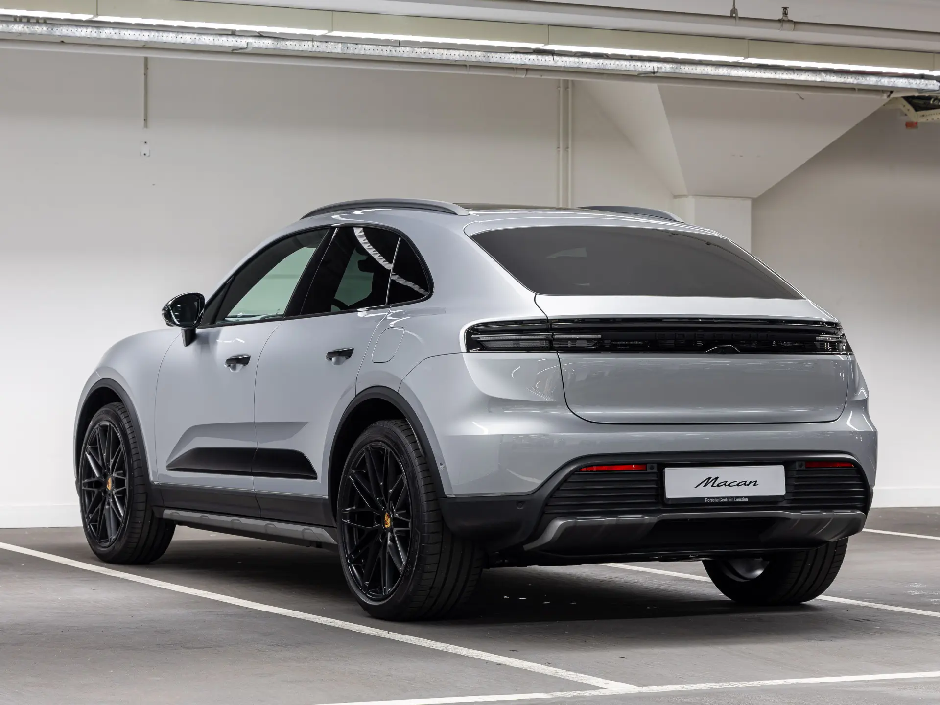 Macan 4
