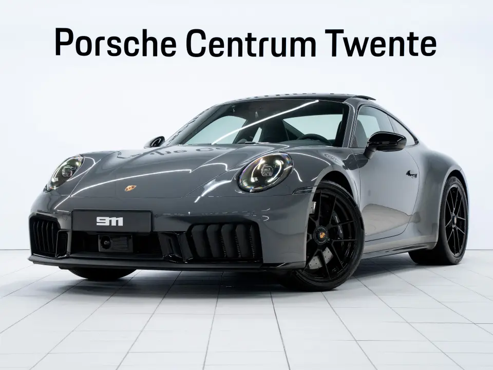 Porsche 911 Carrera 4 GTS
