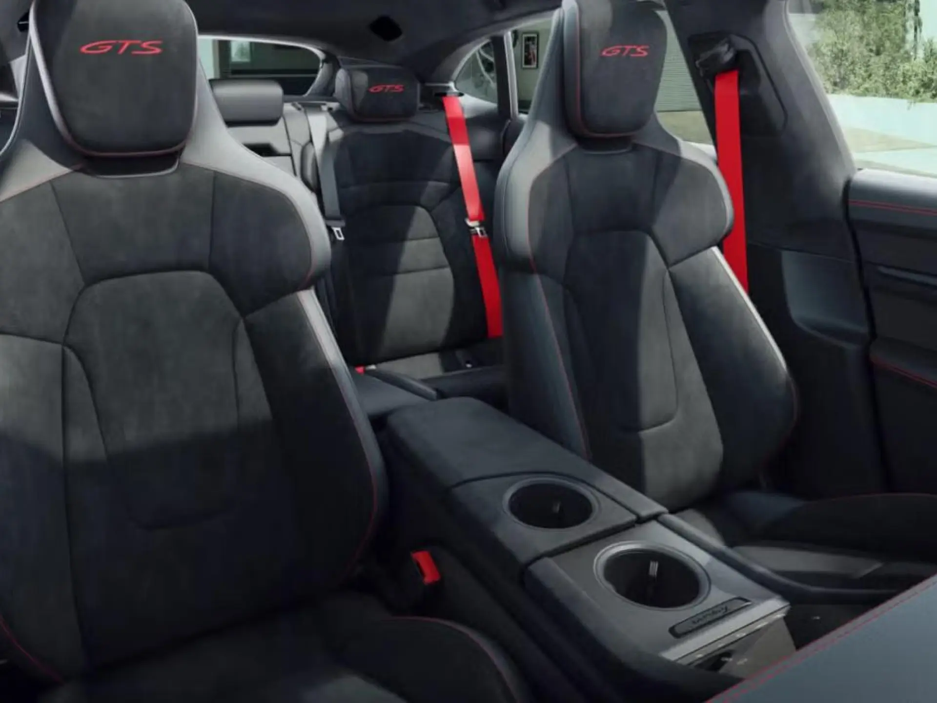 Taycan GTS Sport Turismo