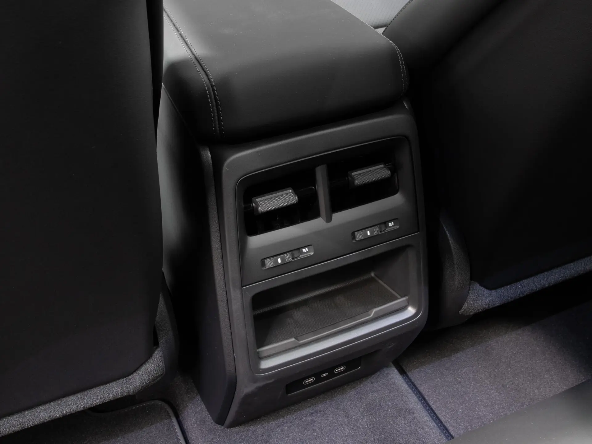 Macan 4