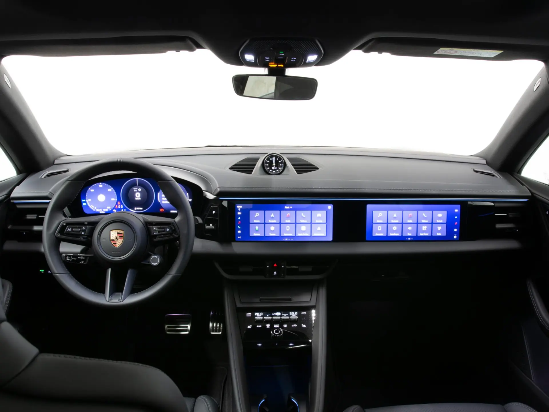 Macan 4