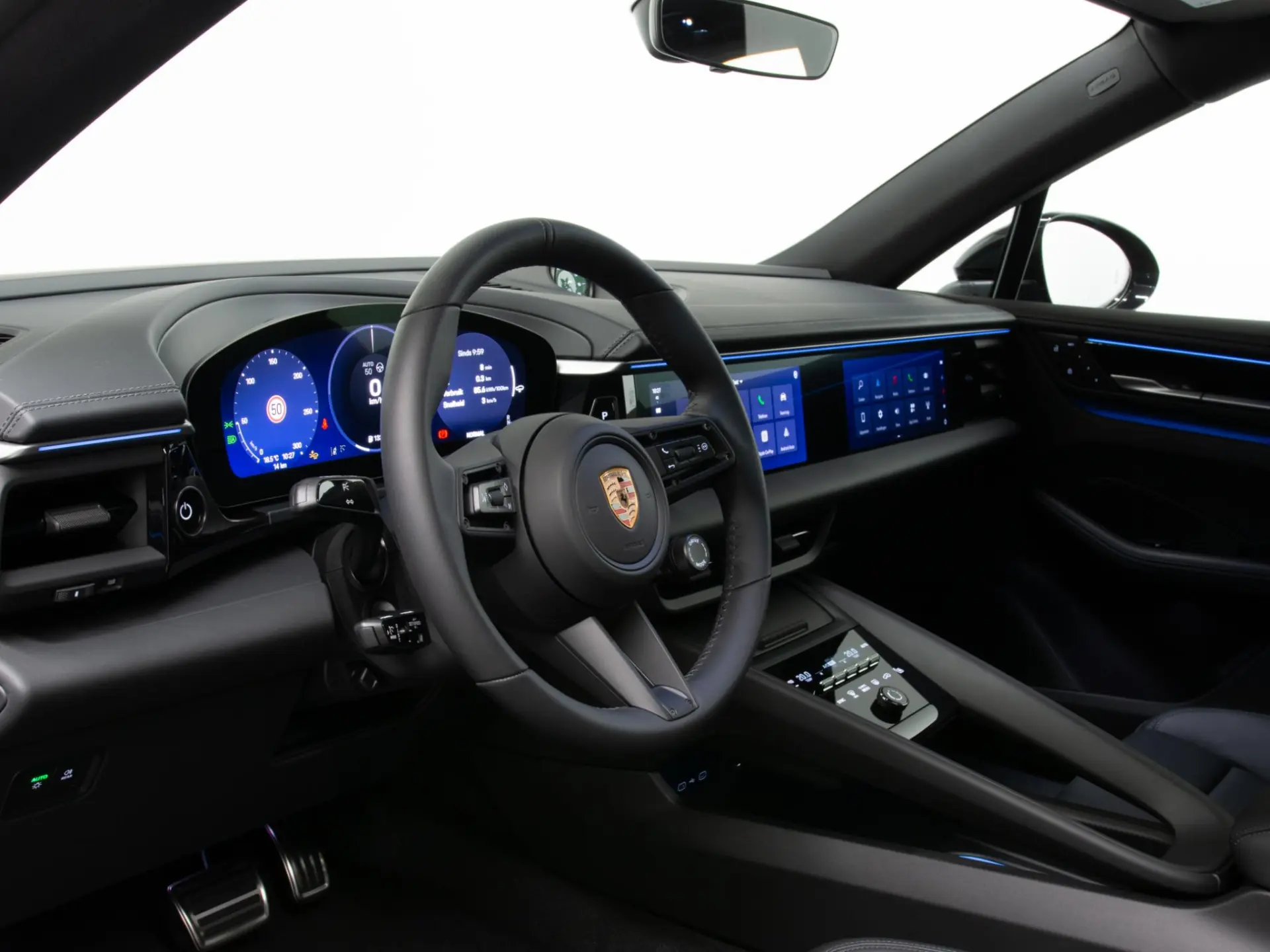 Macan 4