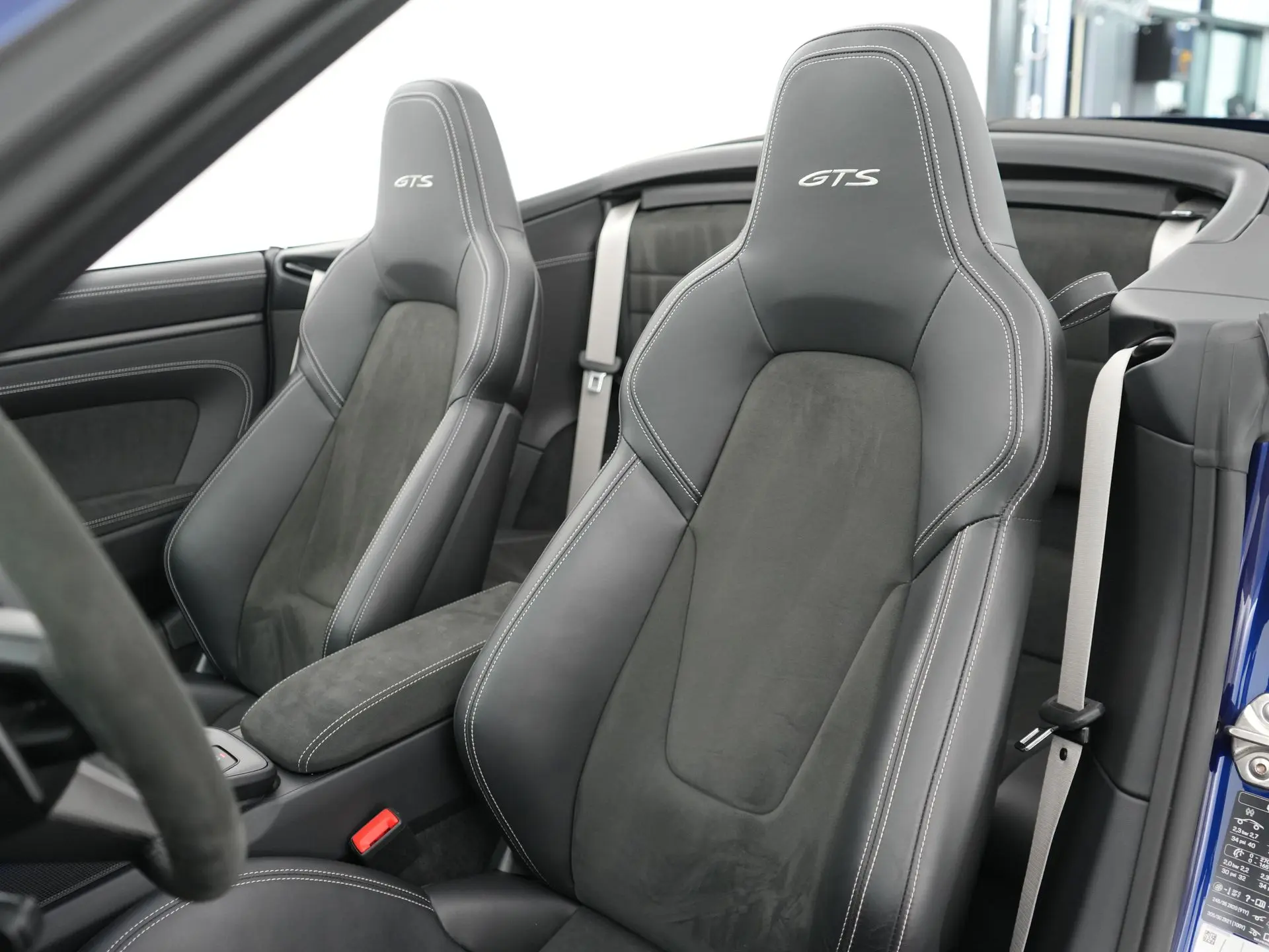 911 Carrera 4 GTS Cabriolet