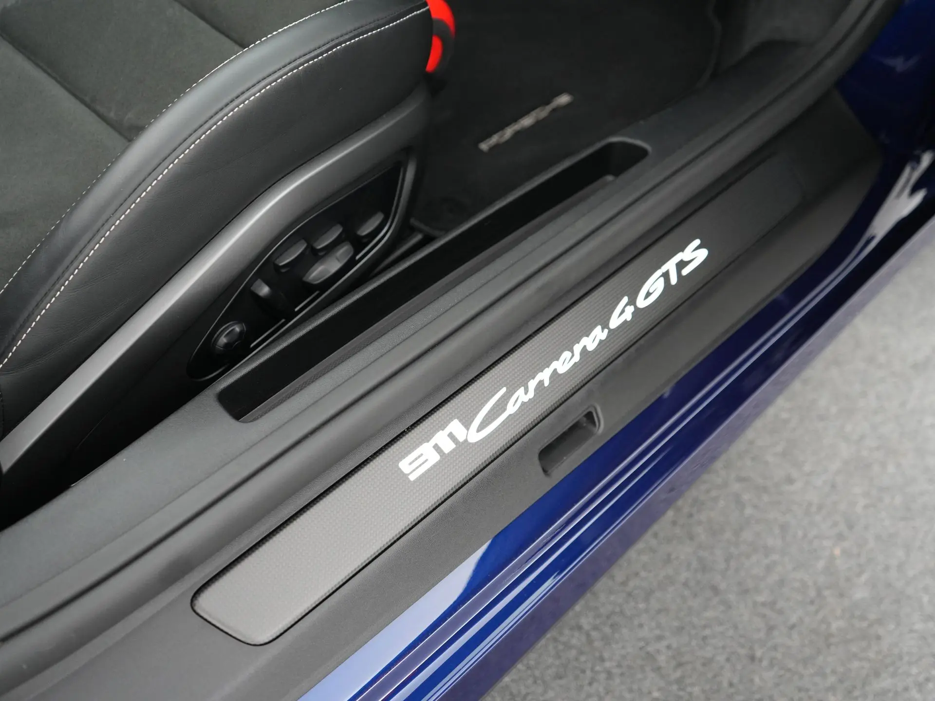 911 Carrera 4 GTS Cabriolet