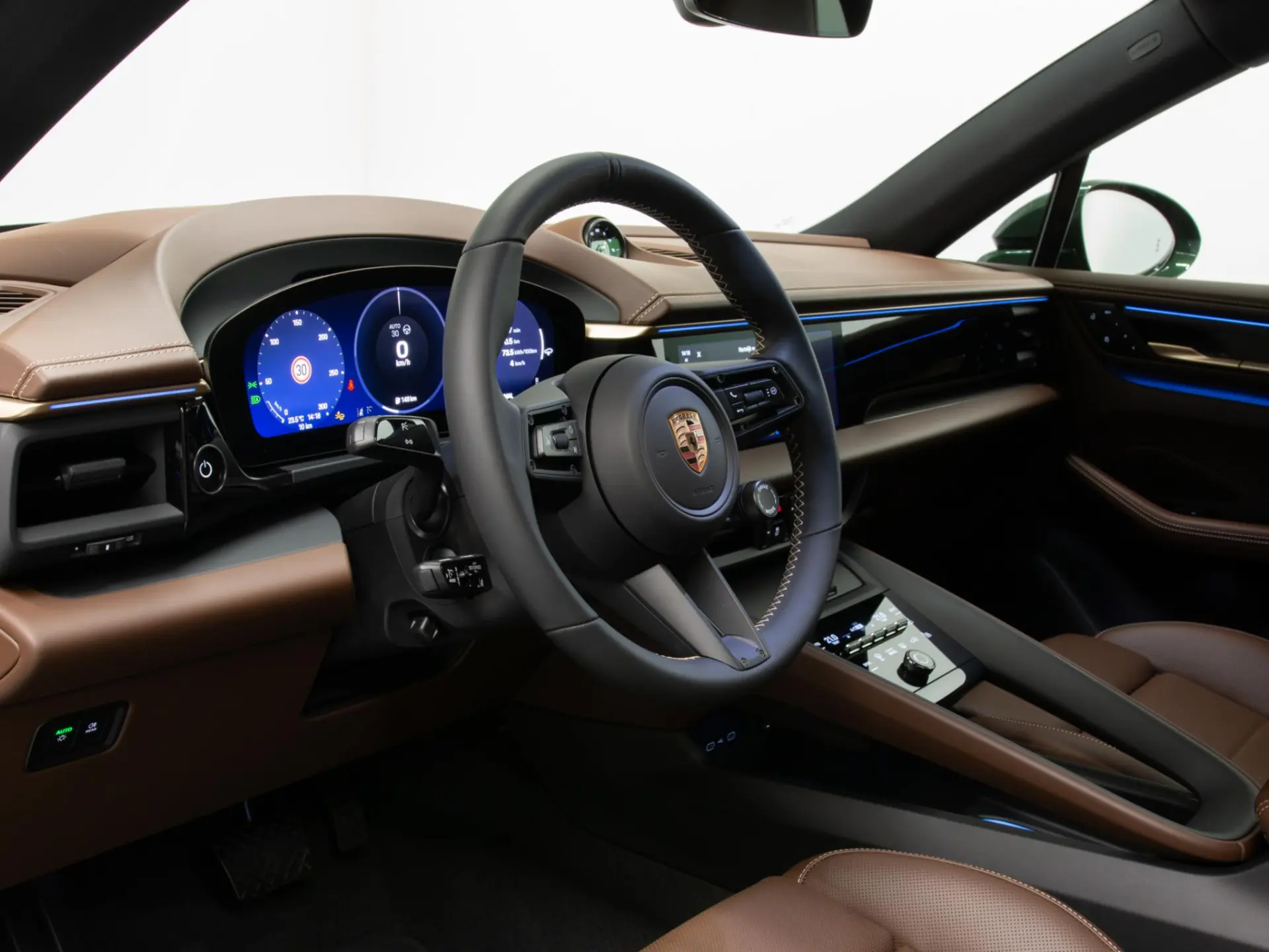 Macan 4
