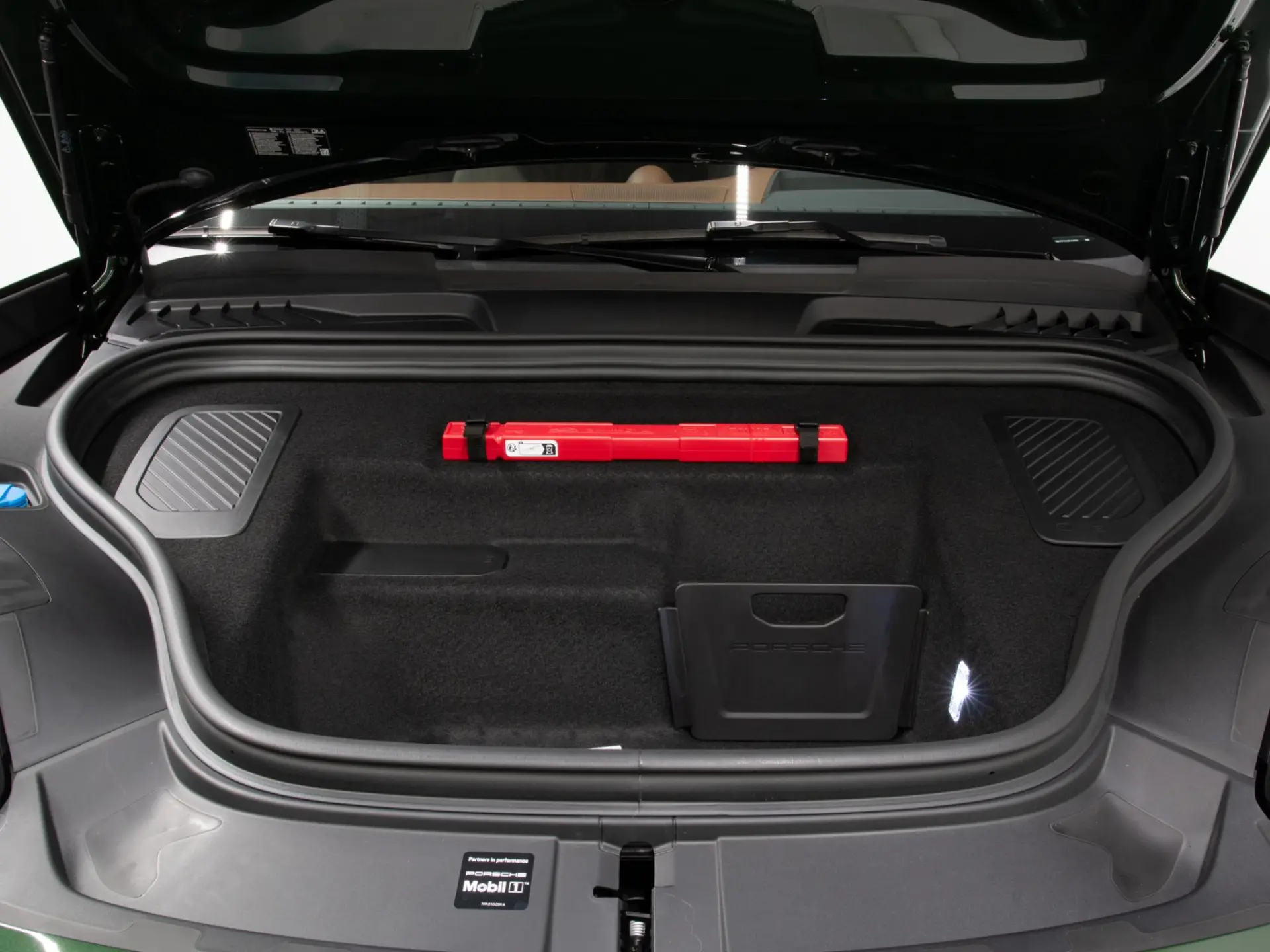 Macan 4