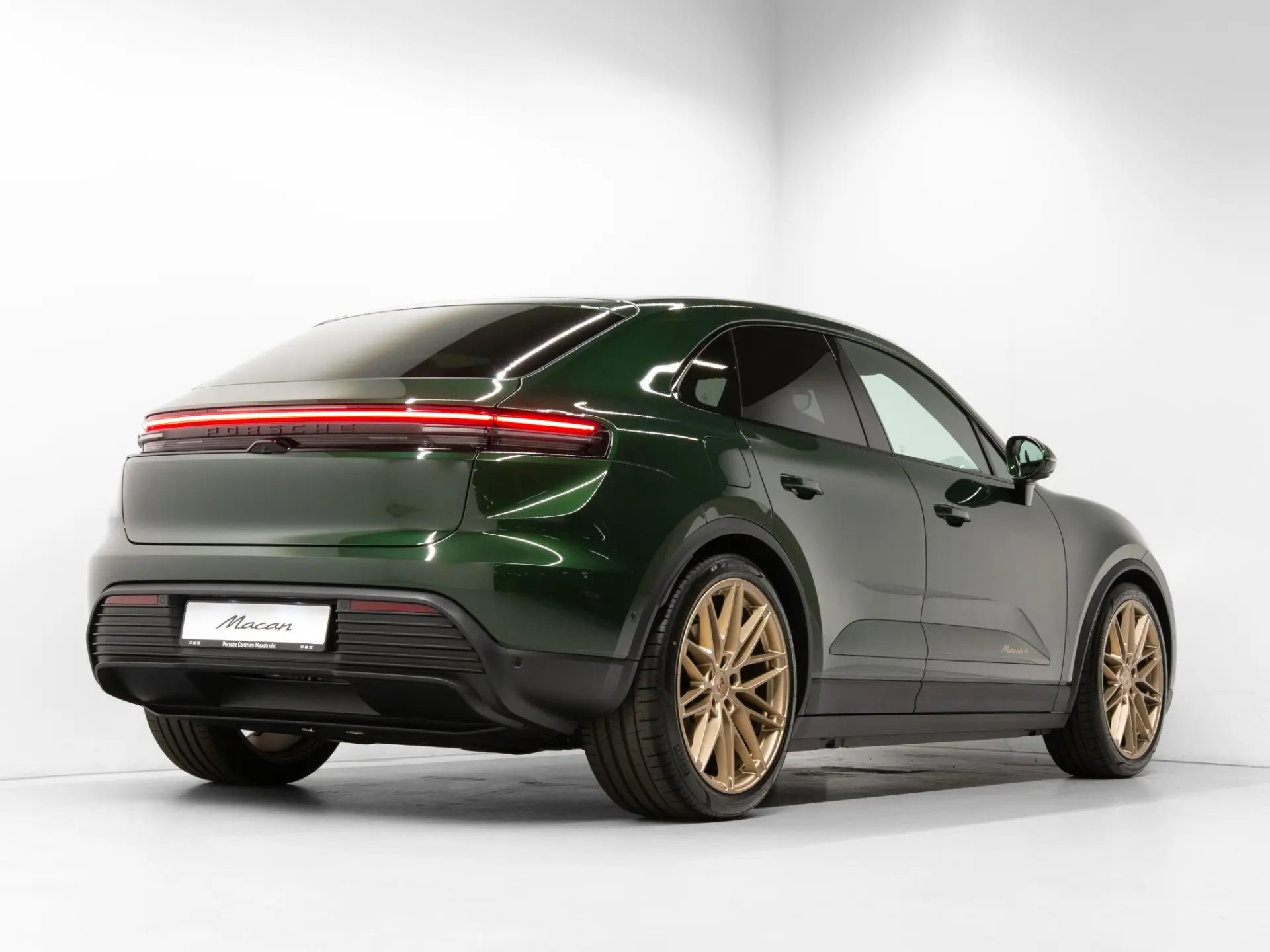 Macan 4