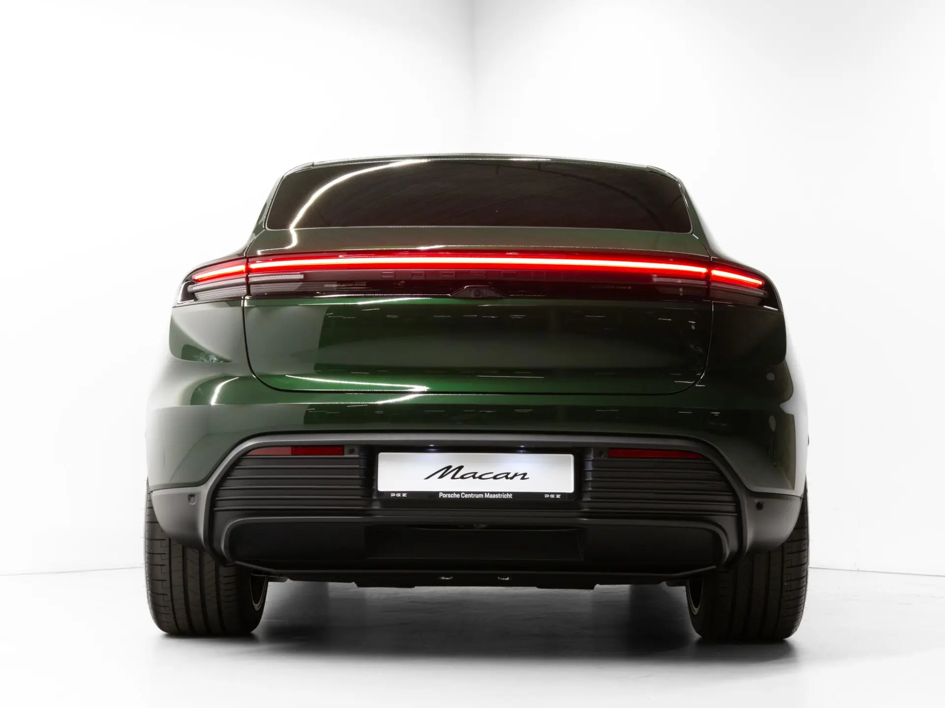 Macan 4