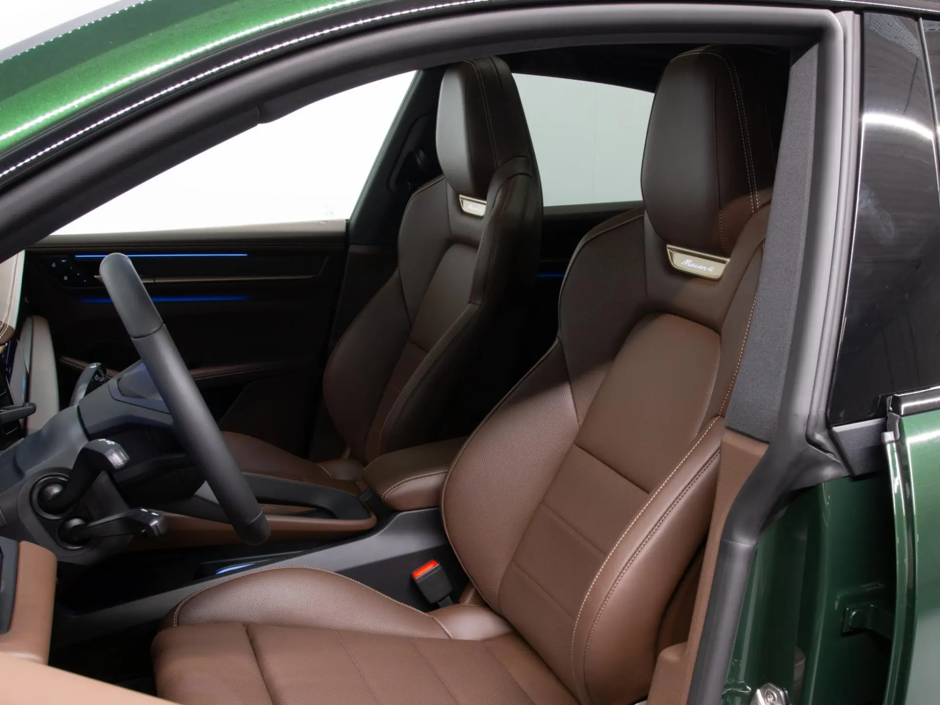 Macan 4