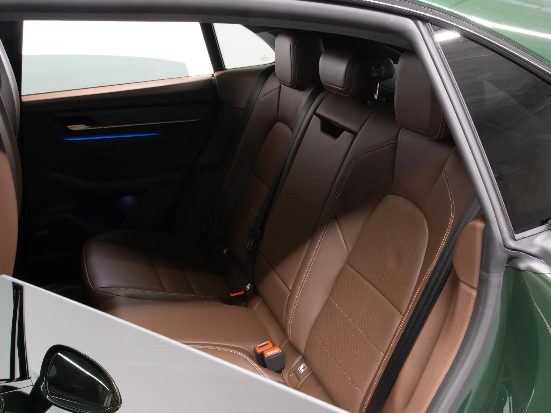 Macan 4