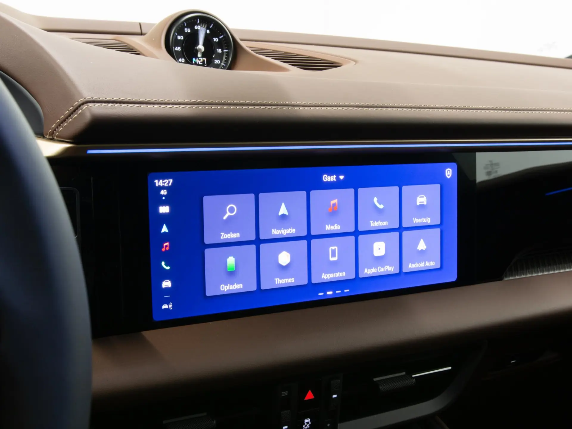 Macan 4